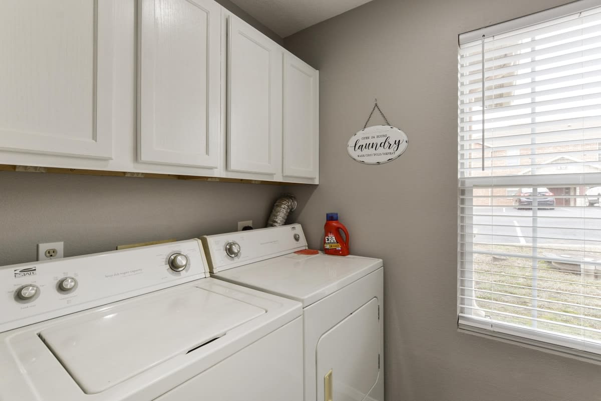 In-unit washer & dryer