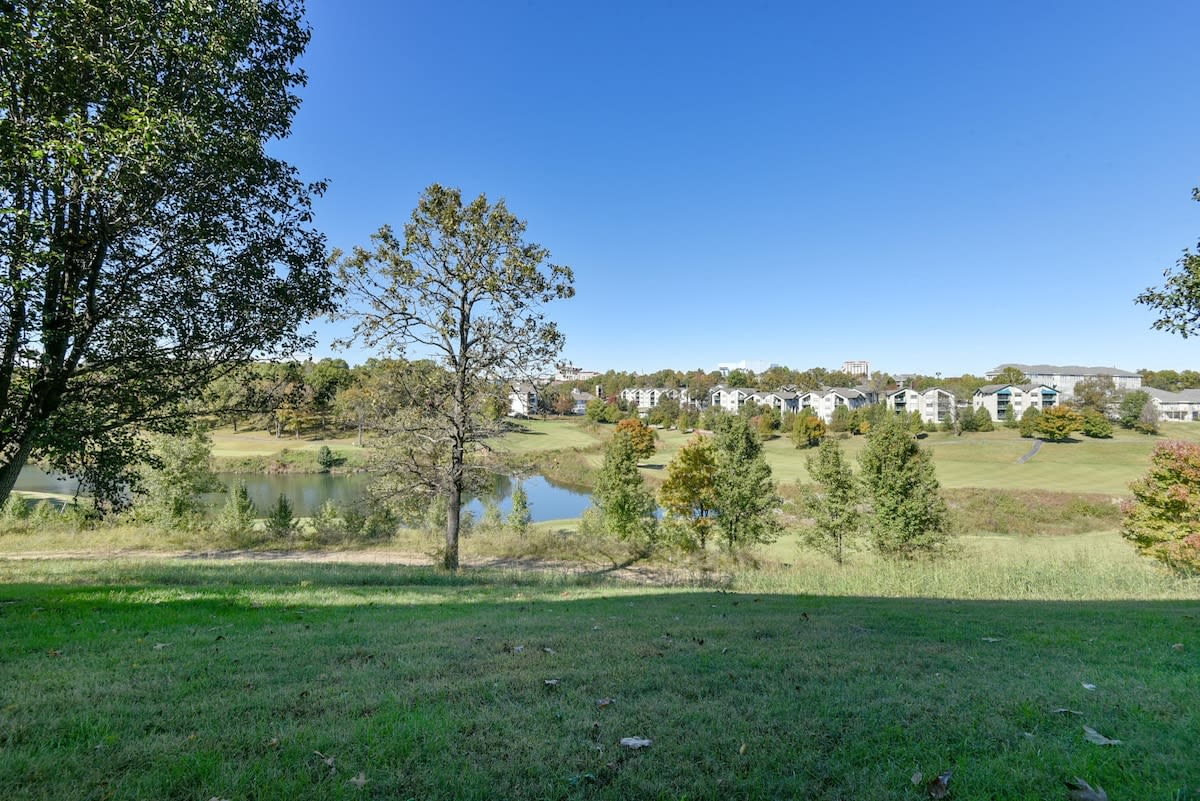 Gorgeous golf course views!