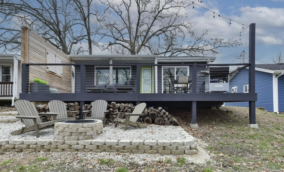 Lake House - Lake Views - Outdoor Pool! — Kimberling City, MO — vacation rental