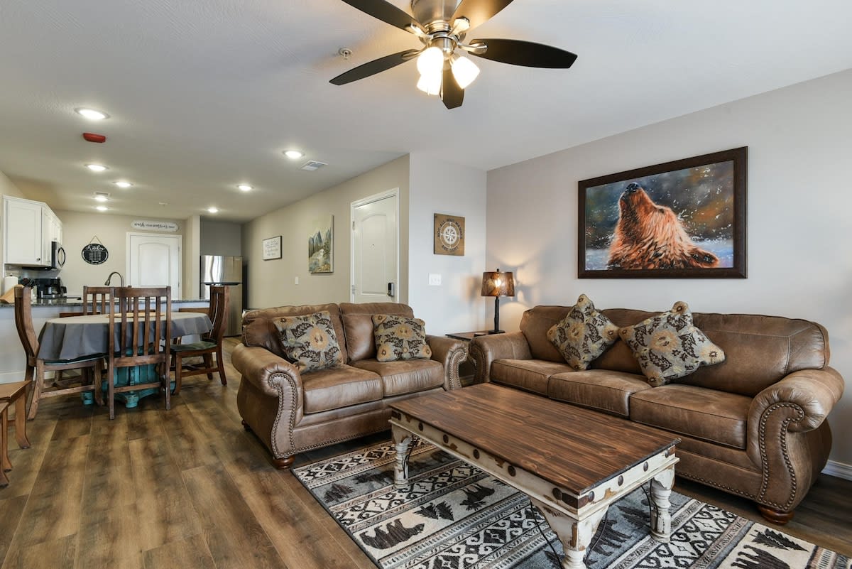 Mystic Cove Condo - Pool - Perfect location — Branson, MO — vacation rental