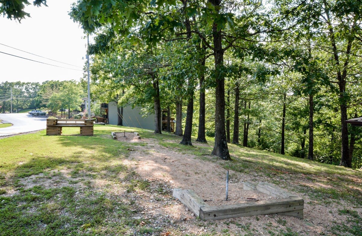 Horseshoes located near the pool area