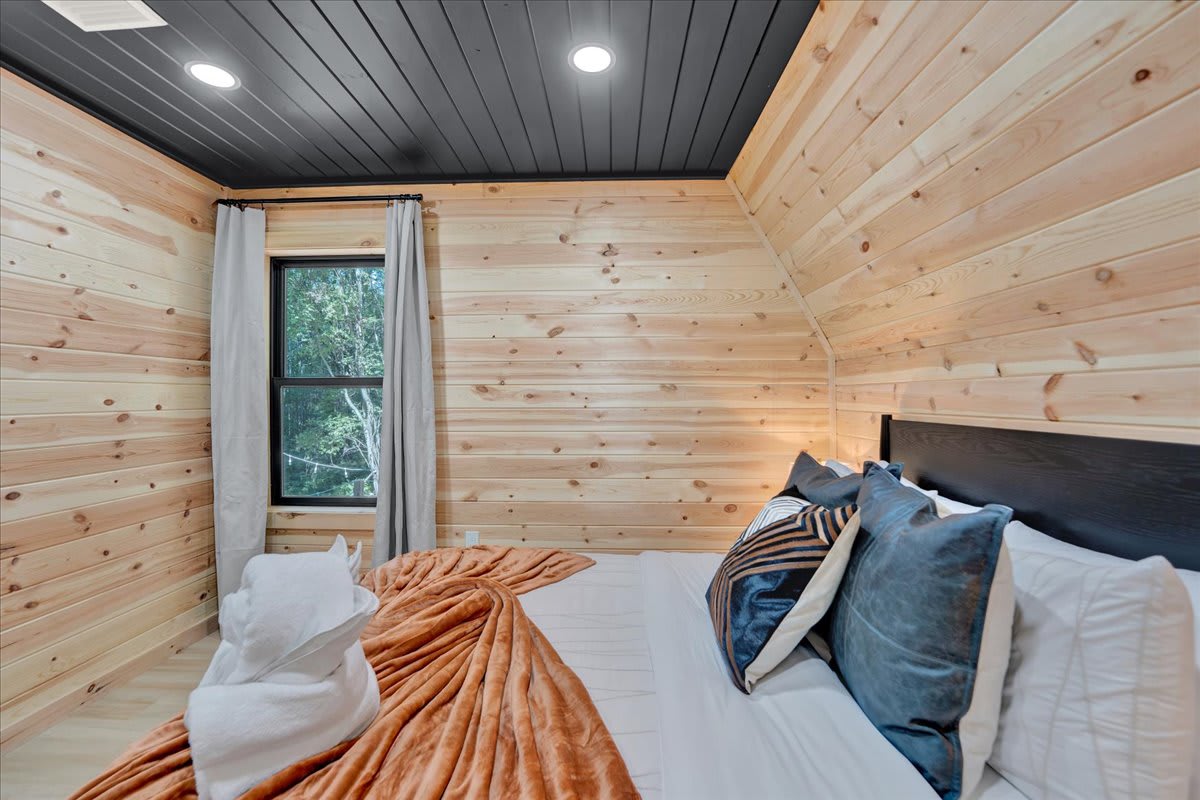 The Pocono Dreamhouse | Modern A-Frame | Hot Tub