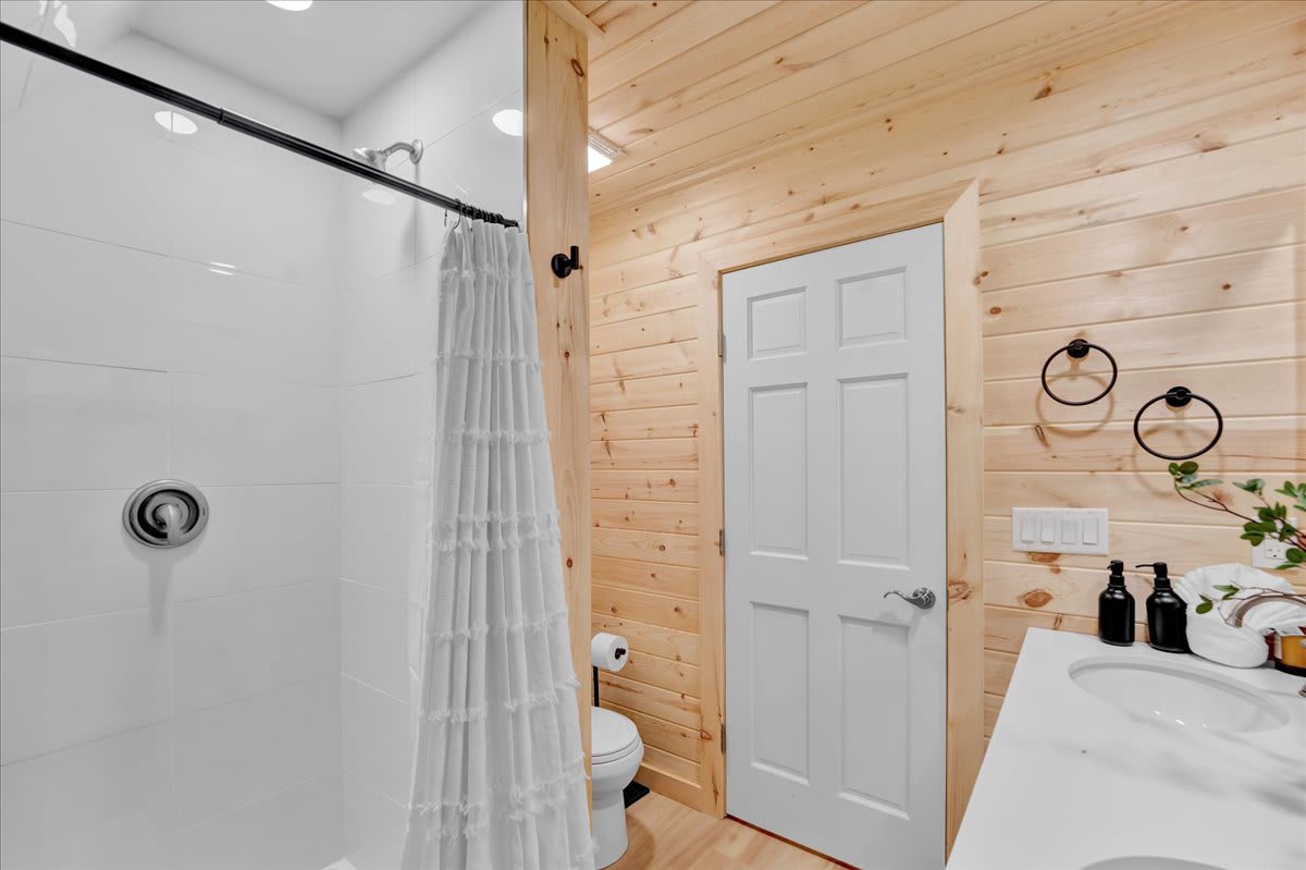 The Pocono Dreamhouse | Modern A-Frame | Hot Tub