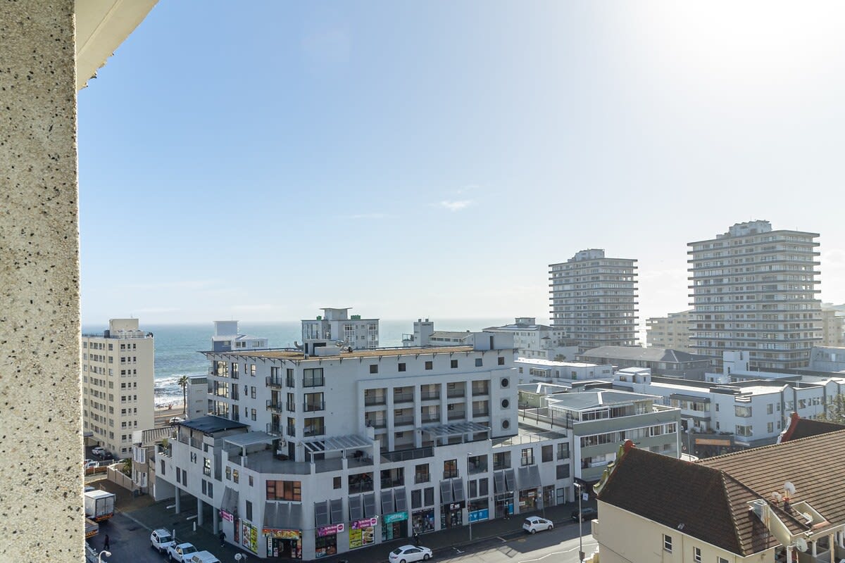 1 Bedroom Apartment, The Centurion, Seapoint, Cape Town, South Africa  - Picture 21