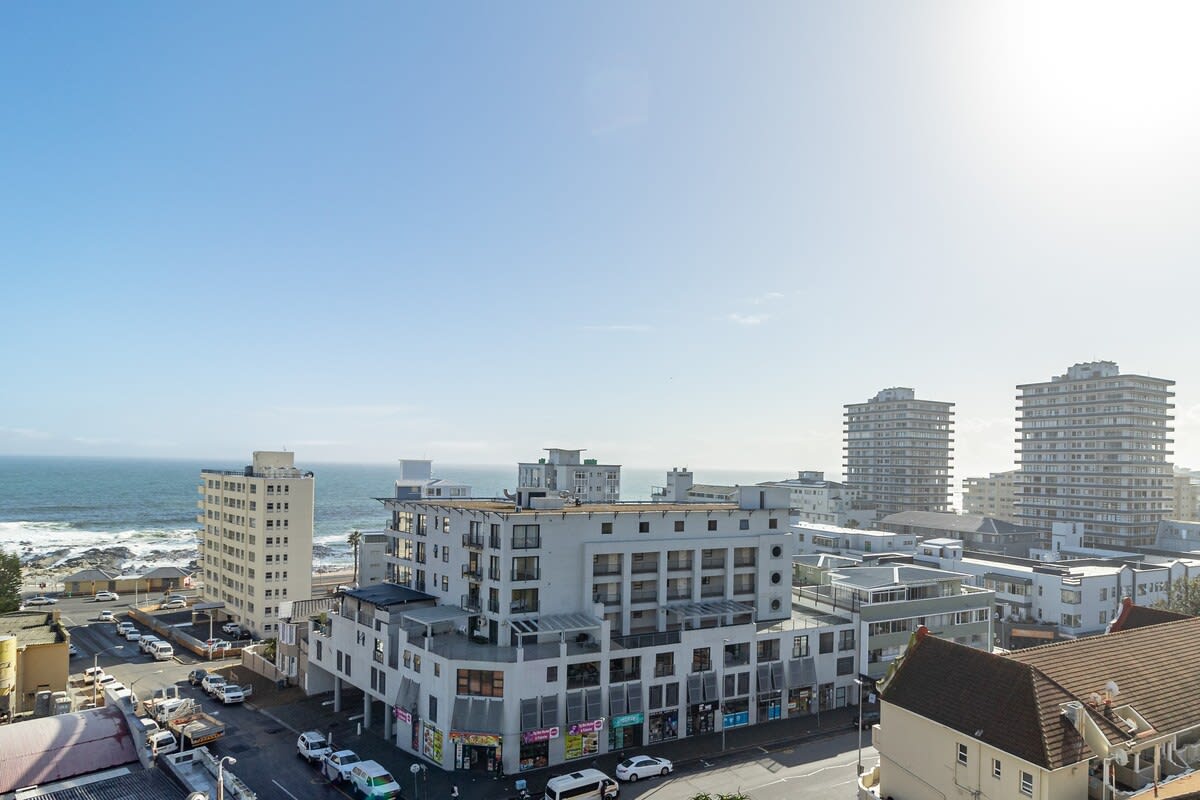 1 Bedroom Apartment, The Centurion, Seapoint, Cape Town, South Africa  - Picture 23