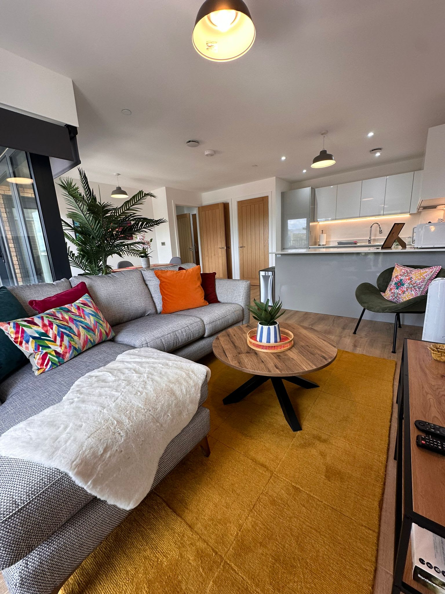 Stylish 1 Bedroom Apartment in Central Ashford