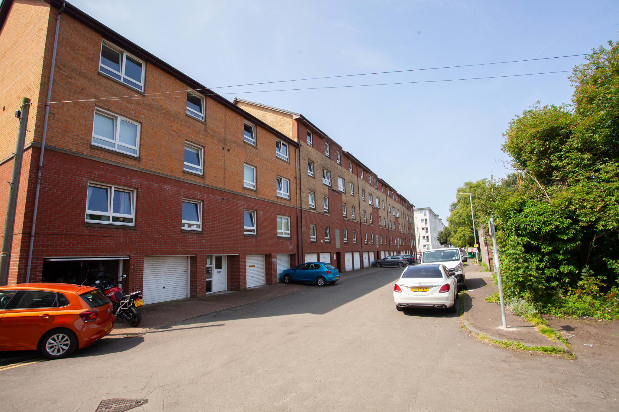 3 Bedroom Duplex with Free Parking in 61 Curle Street G14 0SA - Property image 22 - VivreStays