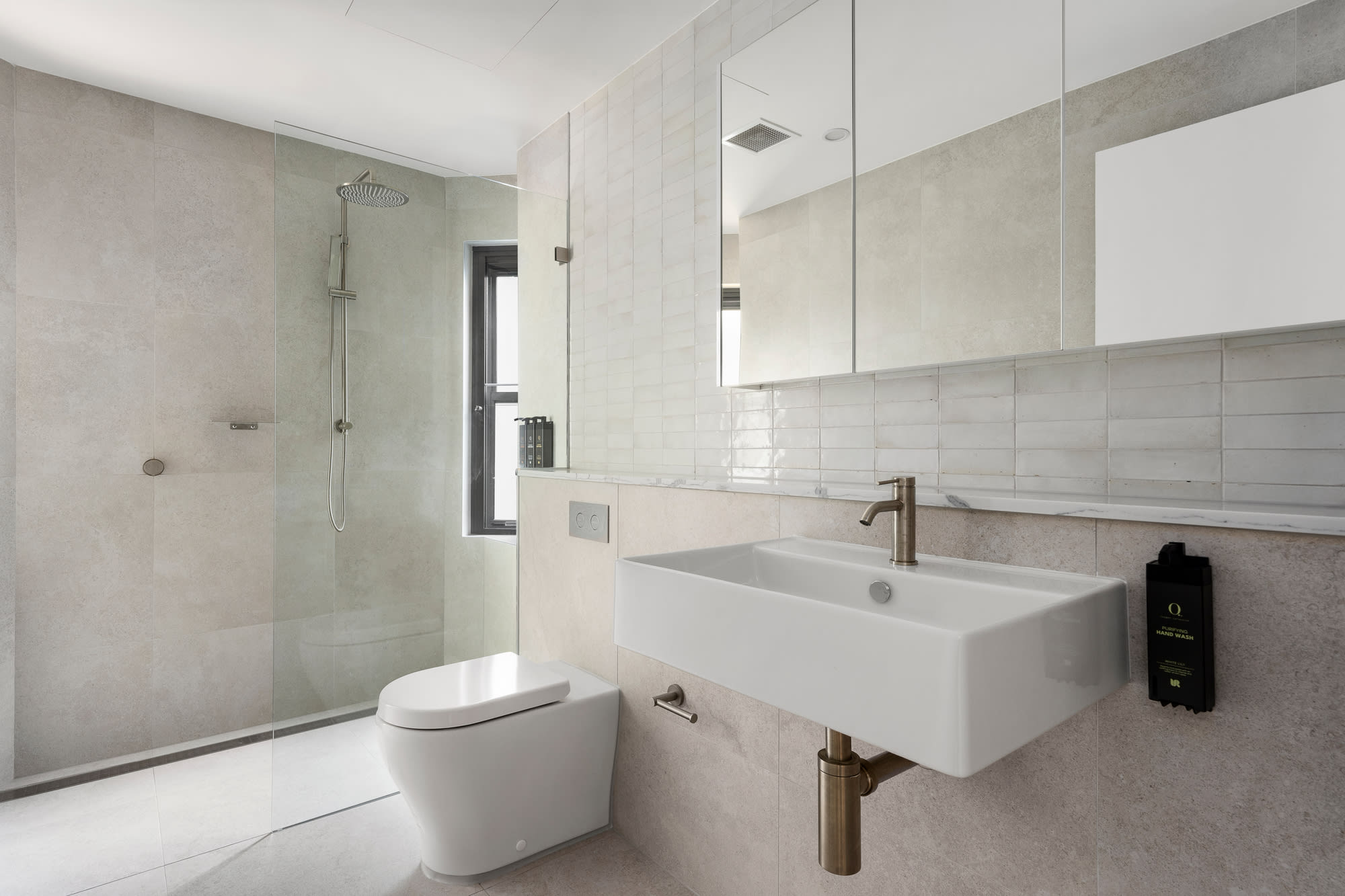 The Henrietta Apartments - One Bedroom