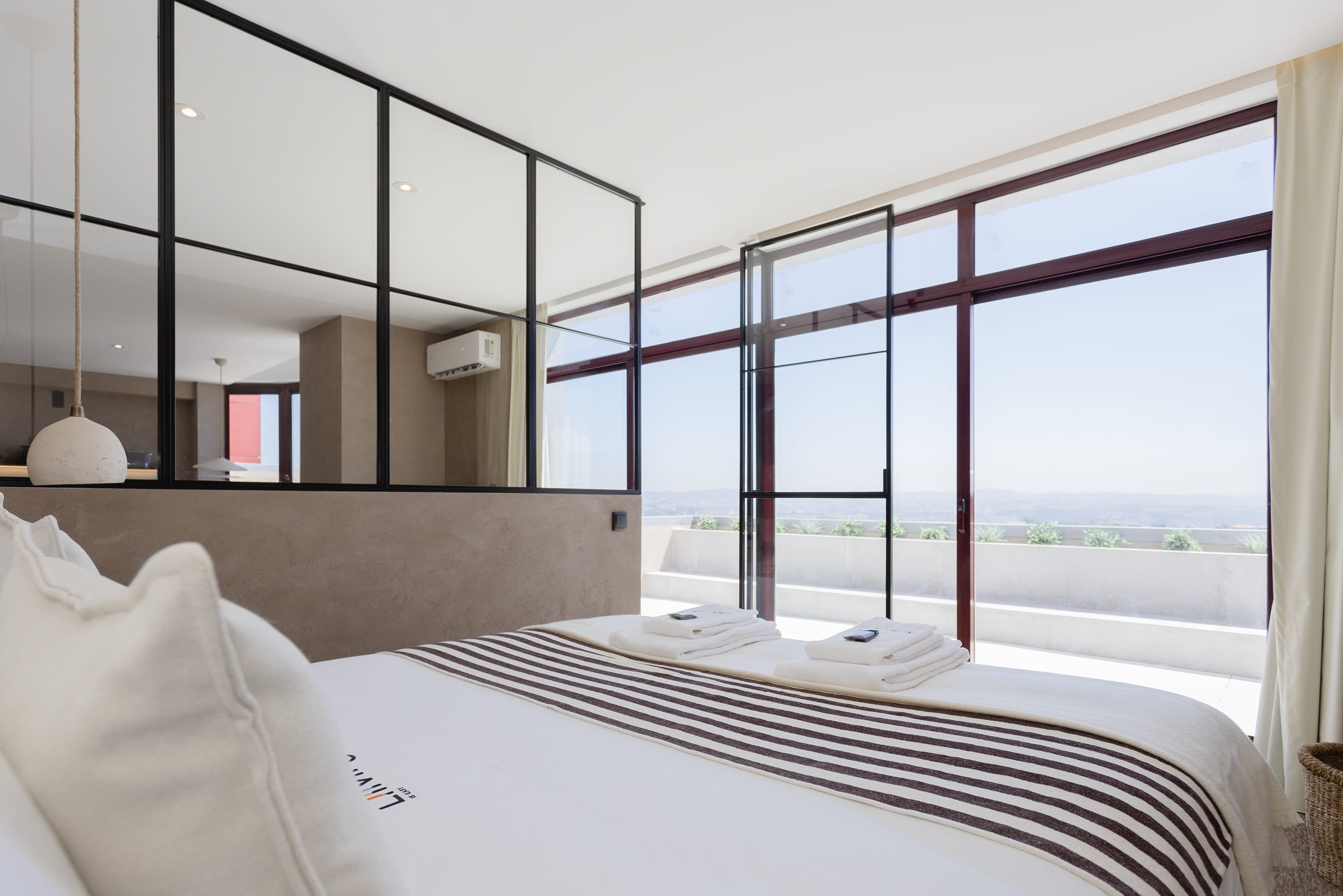 Liiiving in Gaia - Panoramic Terrace Penthouse — Vila Nova de Gaia, Porto — vacation rental