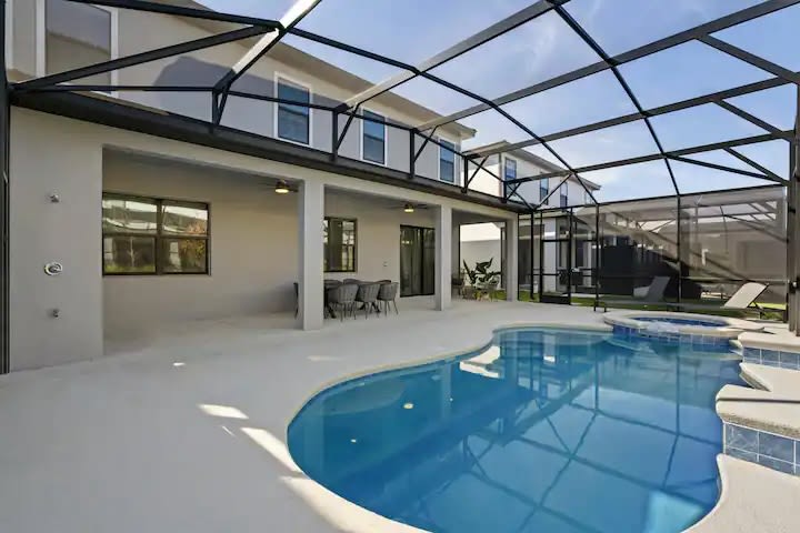 7-Suite Resort Home with Pool — Orlando, FL — vacation rental