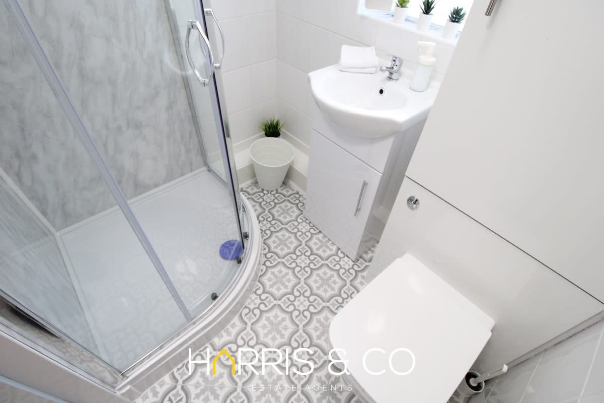 Phoenix Rise in Poulton Road 143 FY7 7AP - Property image 3 - VivreStays