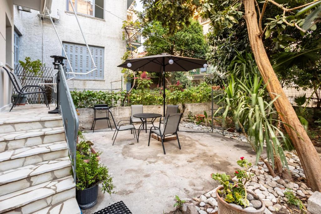 Jeannette's Seaside Getaway - Kalamata Urban Gem — Kalamata, Messinia — vacation rental