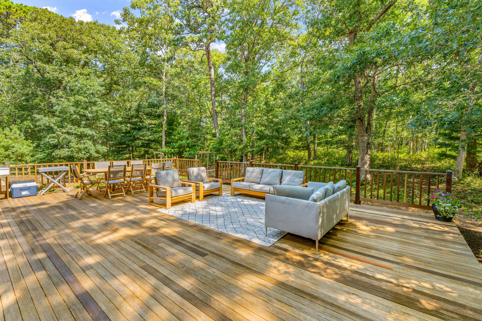 Vineyard Haven Family Beach, Fire Pit & Garden View 6