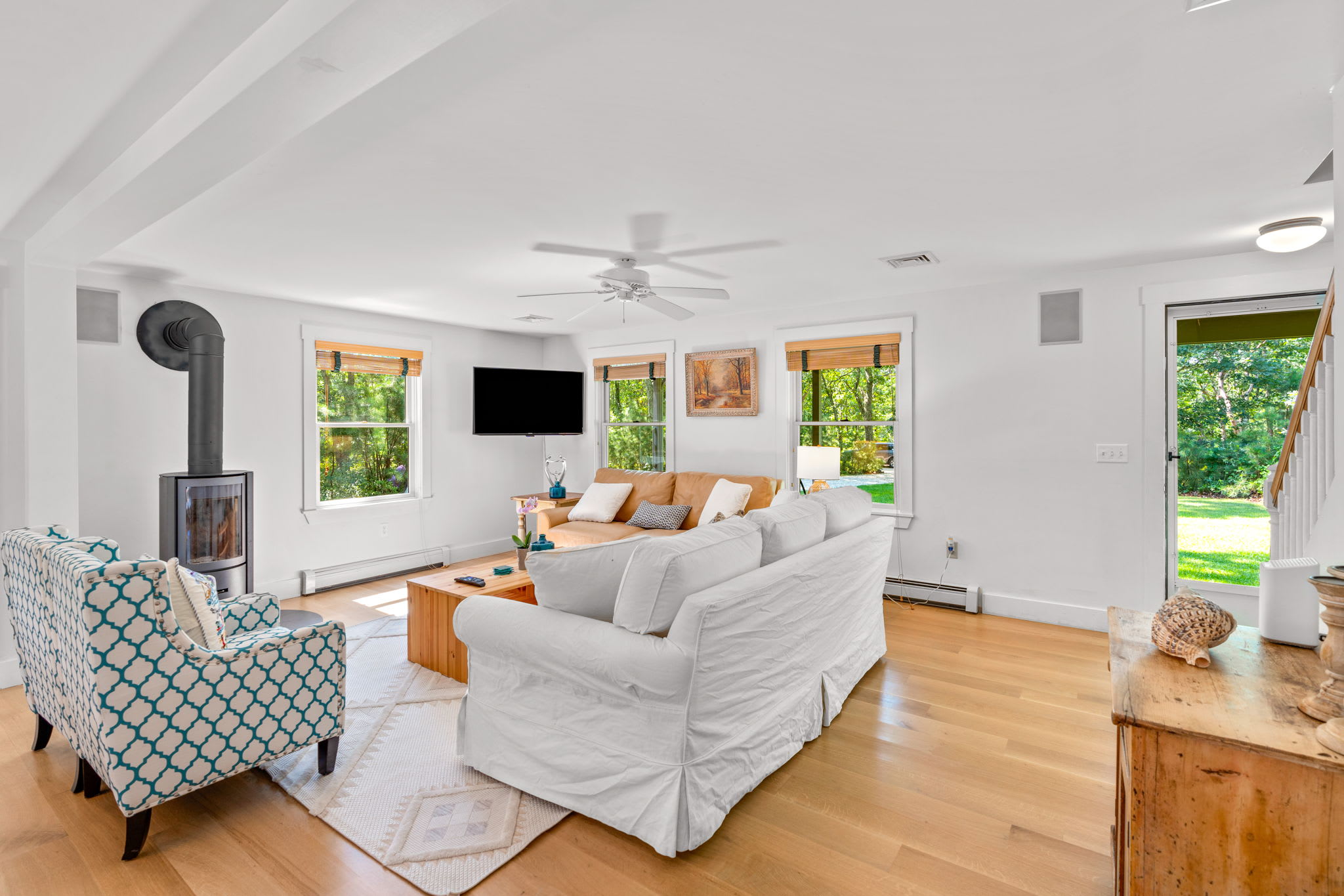Vineyard Haven Family Beach, Fire Pit & Garden View 2
