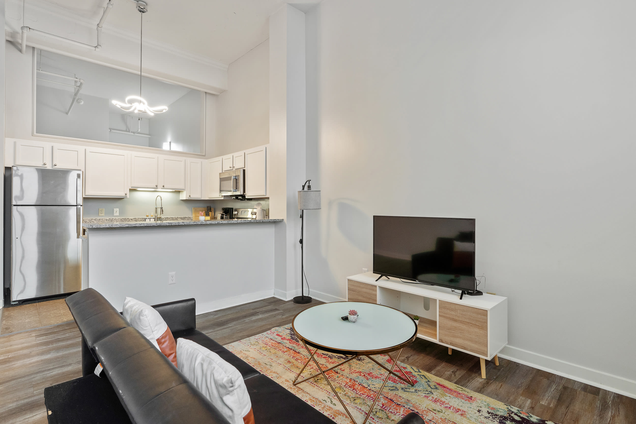 Cozysuites 1br With Direct Skybridge Access - Indiana