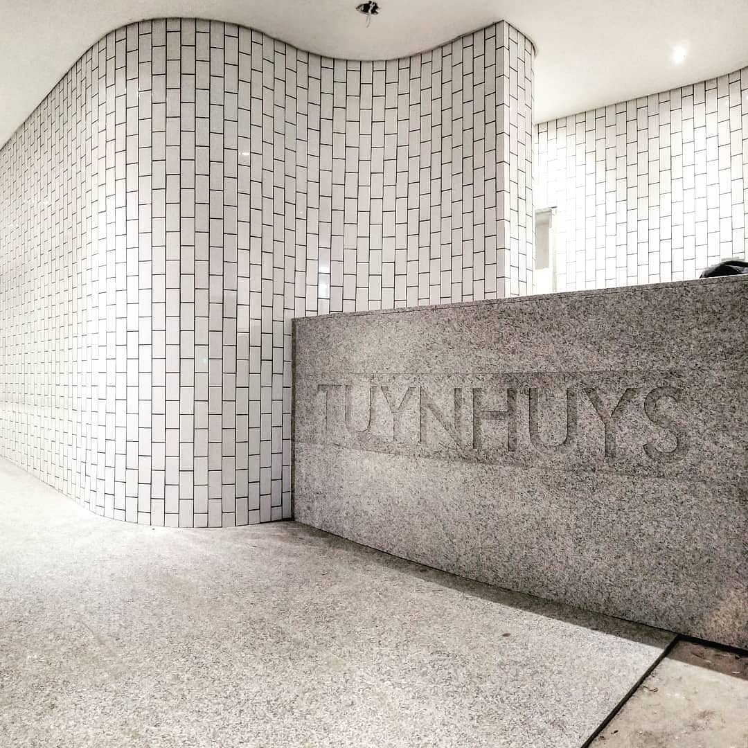 Upper City Central Balcony and Parking