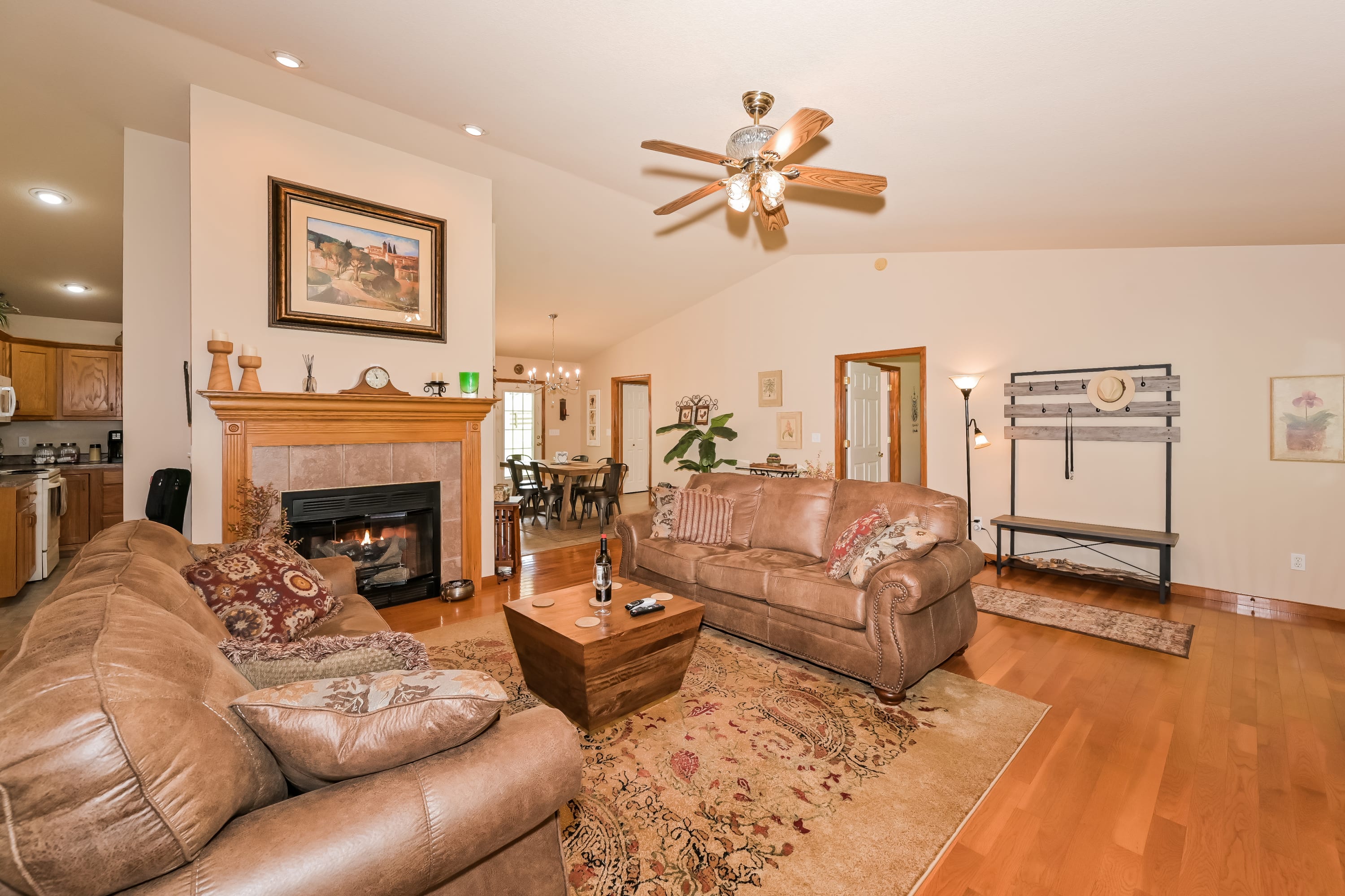 Farm House at the Winery in Crossville, TN — Crossville, TN — vacation rental