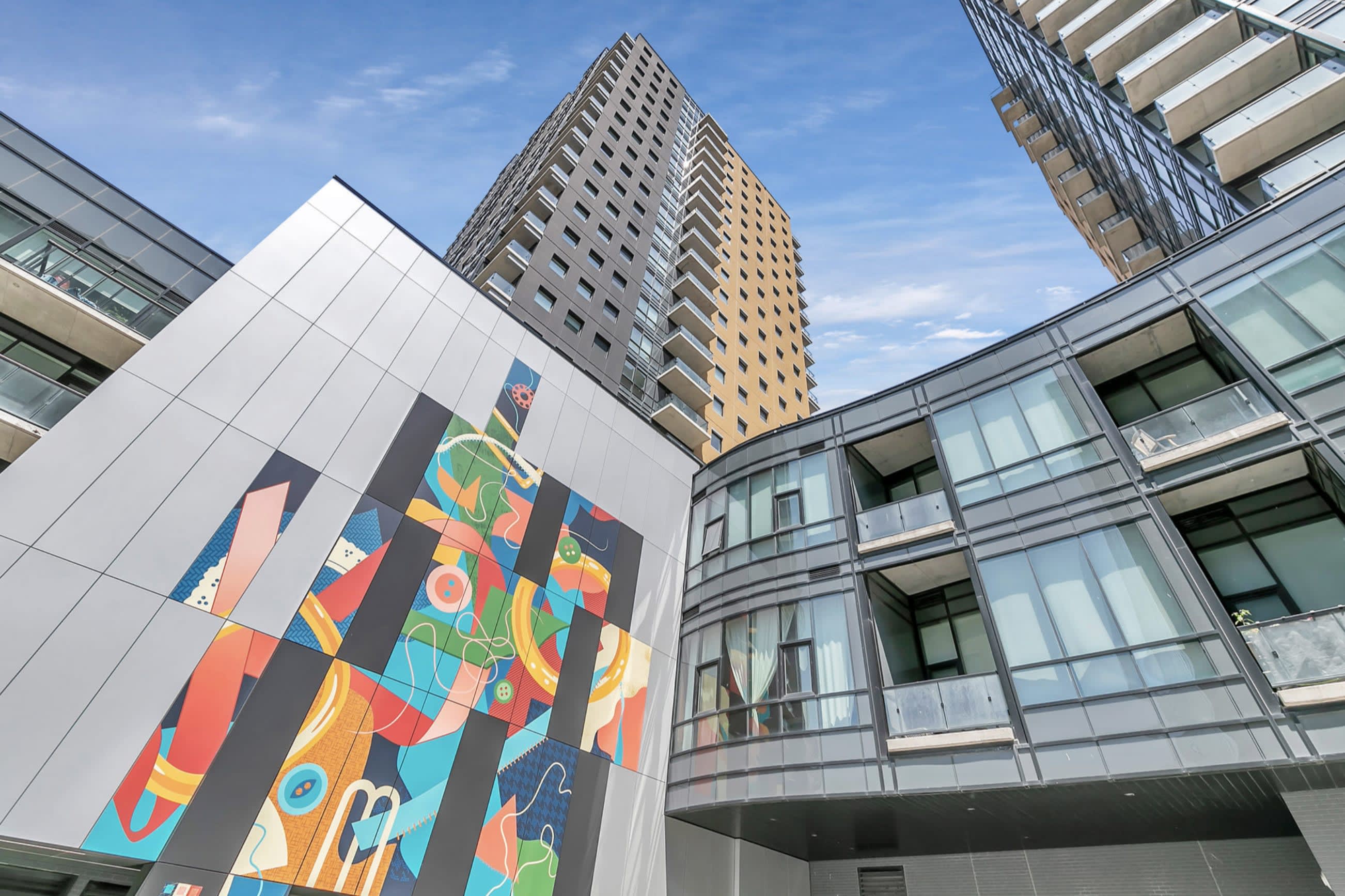 Modern High Rise Condo w Private Patio Downtown 5