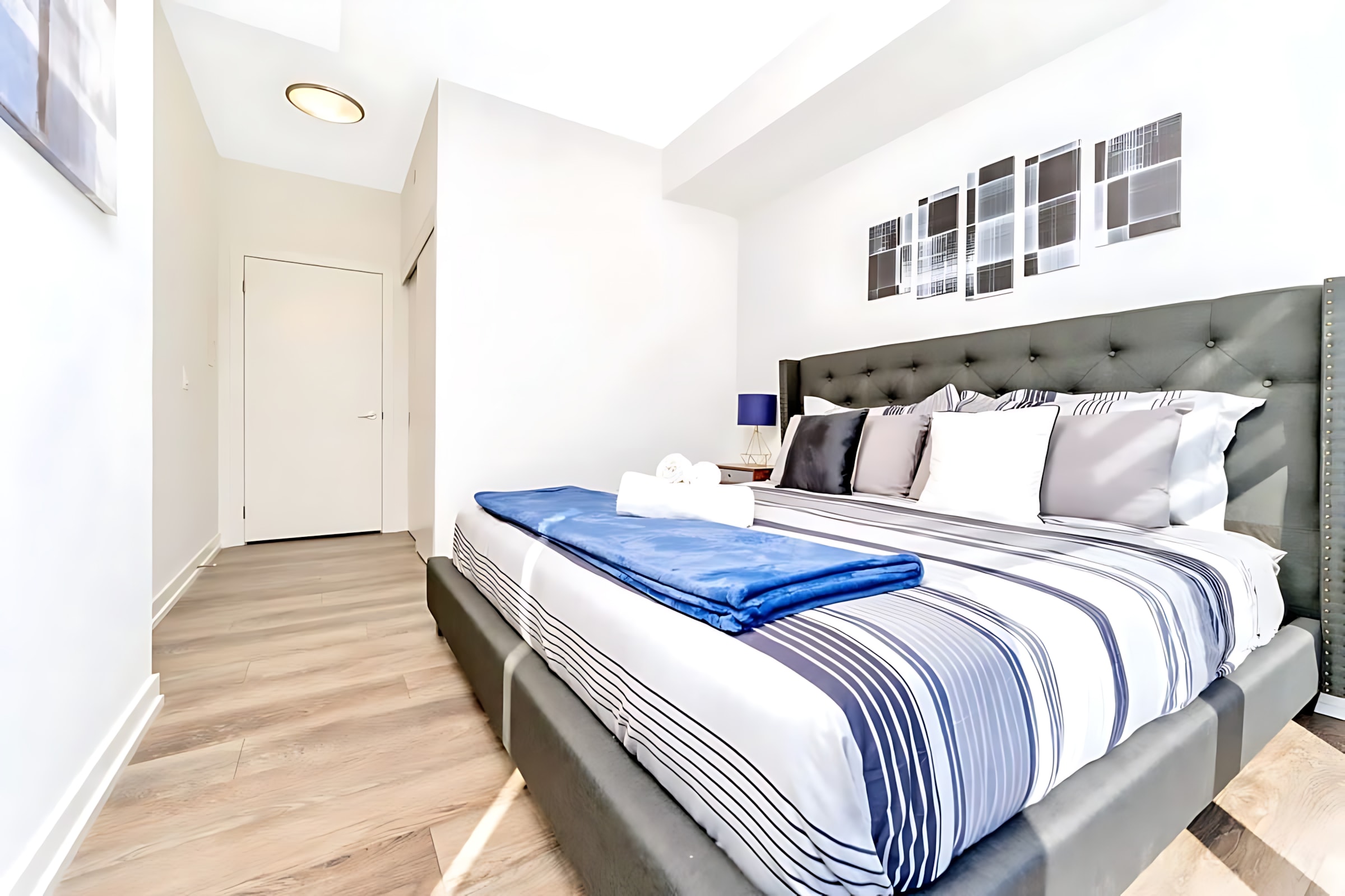 Test New Condo w Great Amenities and City Views | Photo 12