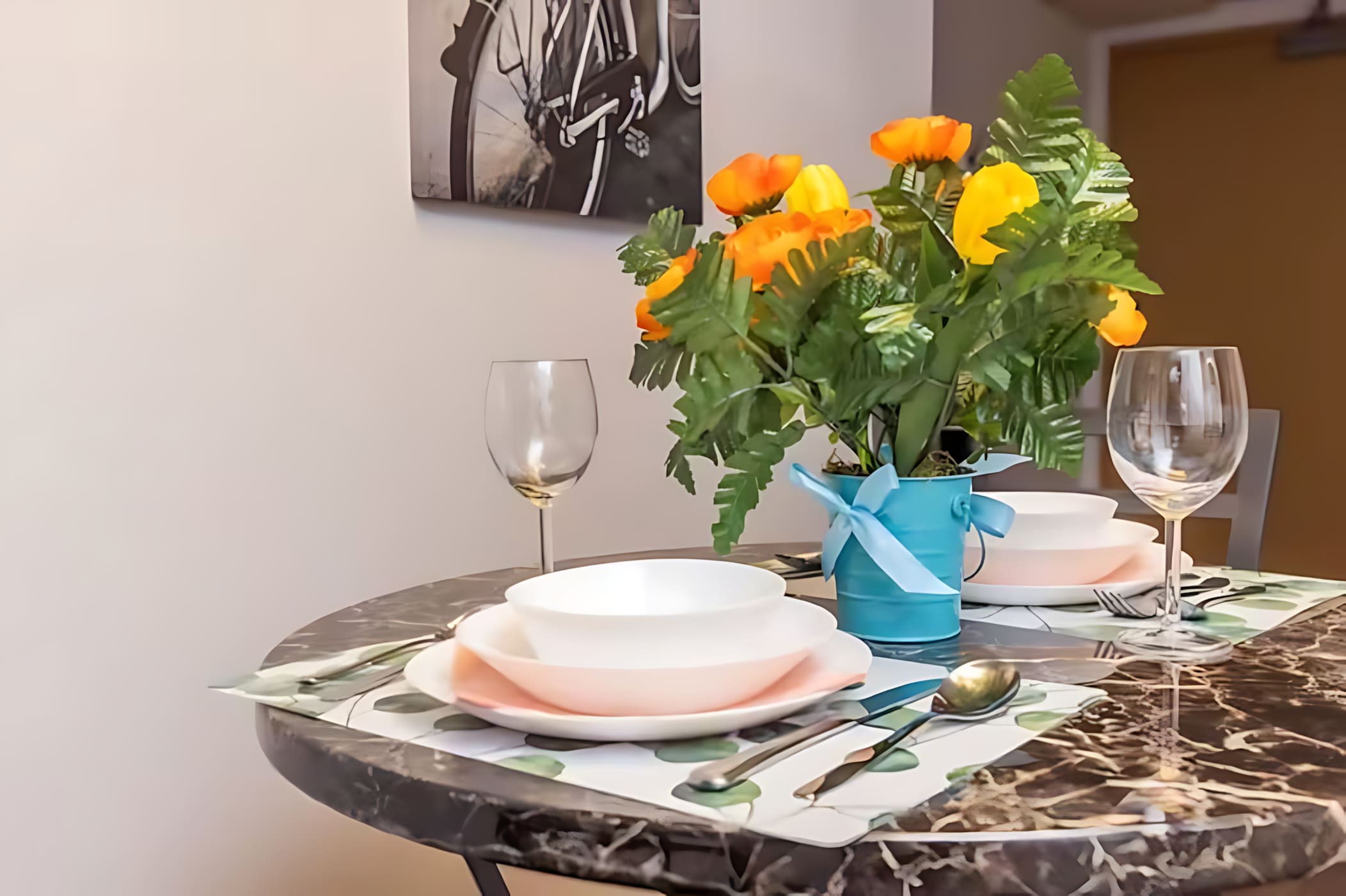 Dine In Style At A Table Set For Two With A View Of Vibrant Chinatown