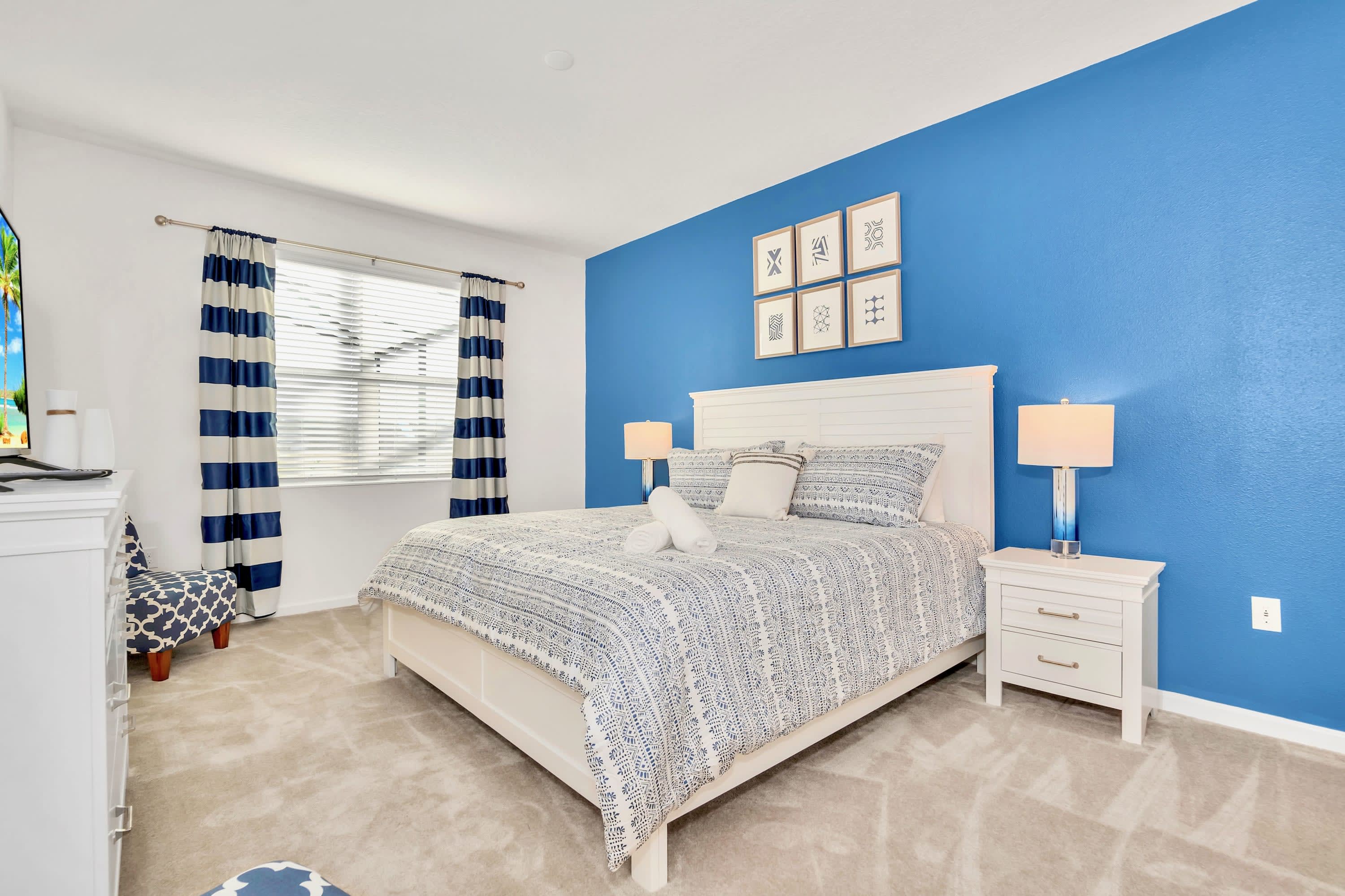 King Size Bedroom with En-suite