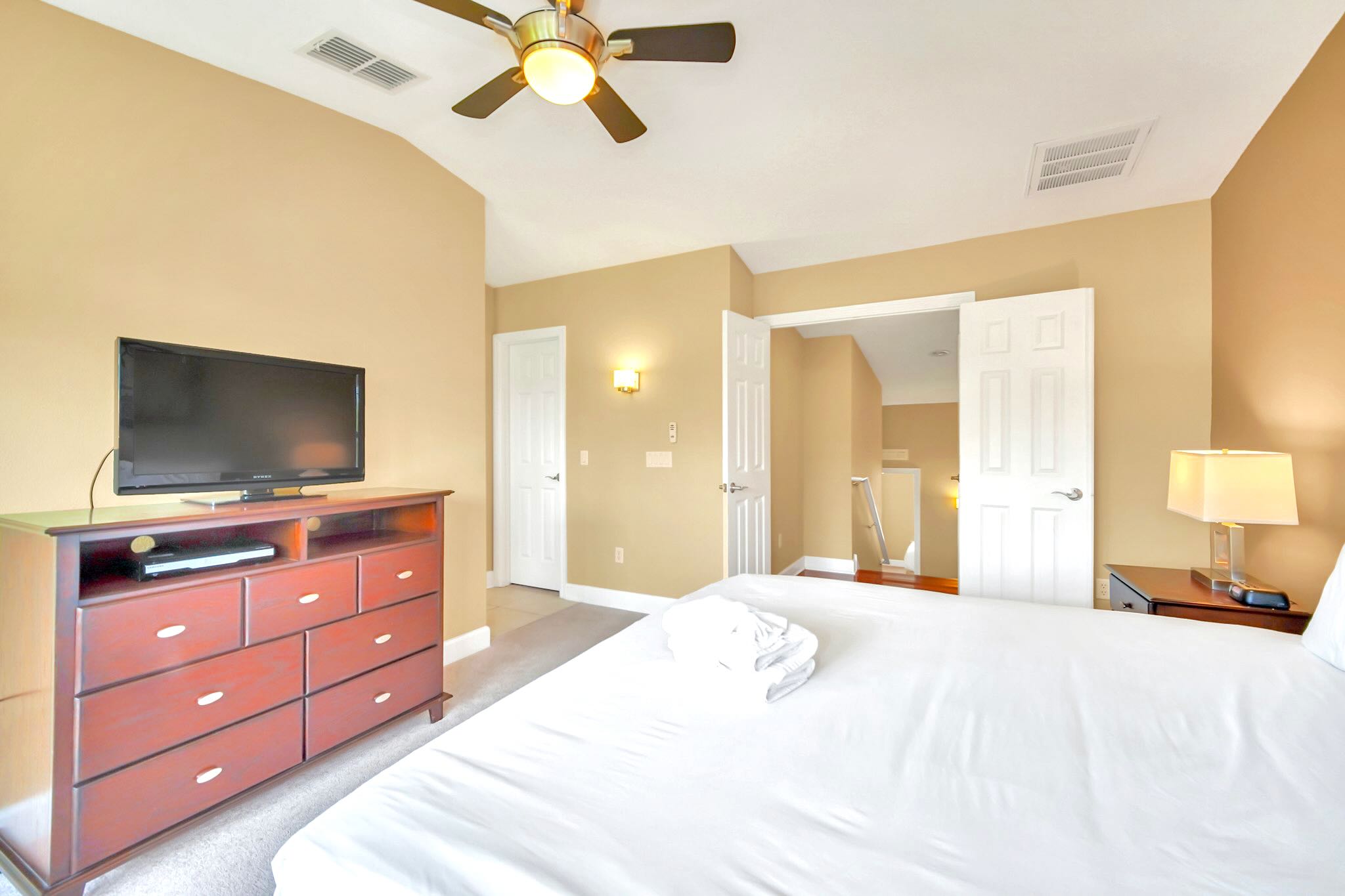 Spacious King Bedroom with Ensuite