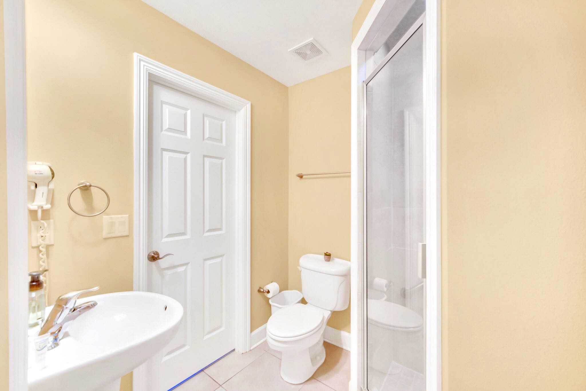 Pet Friendly Resort TownHome Near Disney | Photo 19
