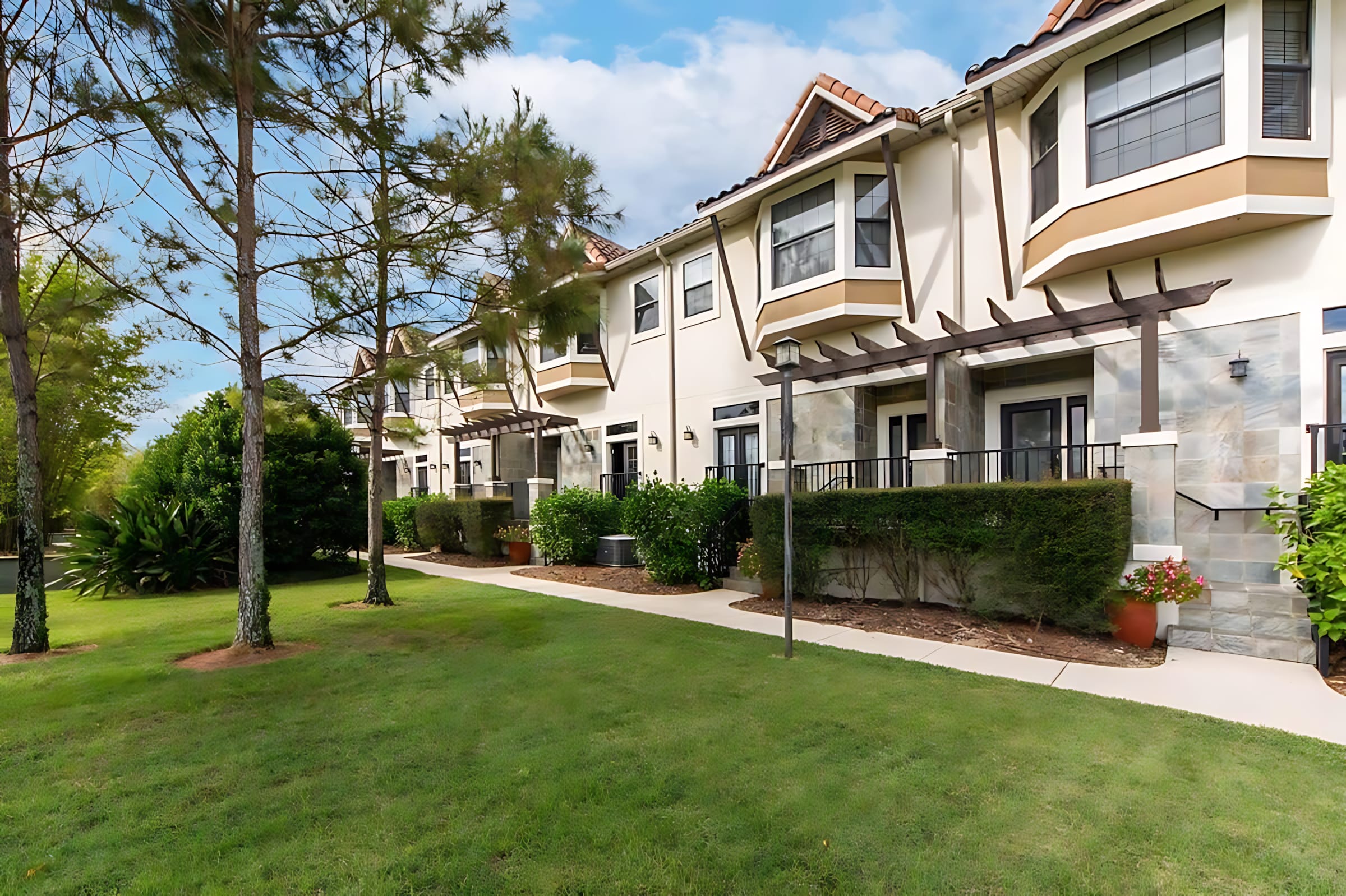 Pet Friendly Resort TownHome Near Disney | Photo 4