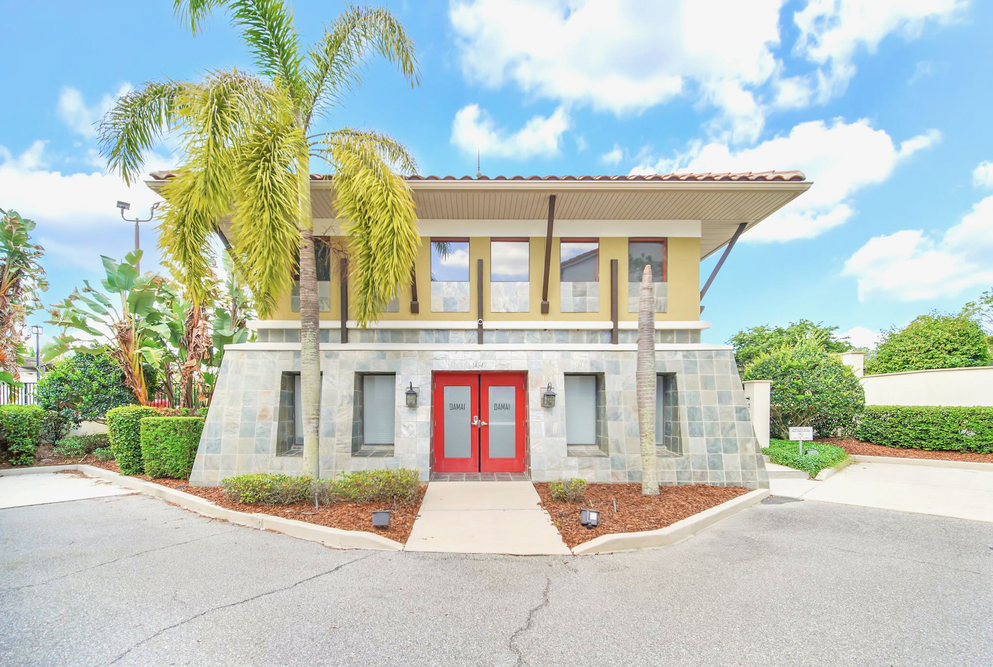 4BR Townhome Resort Access Steps To Disney | Photo 30