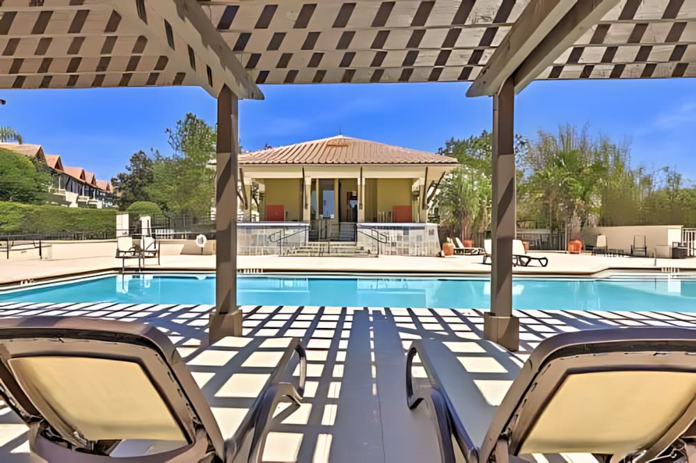 Resort Access 4BR Townhome Steps To Disney | Photo 4