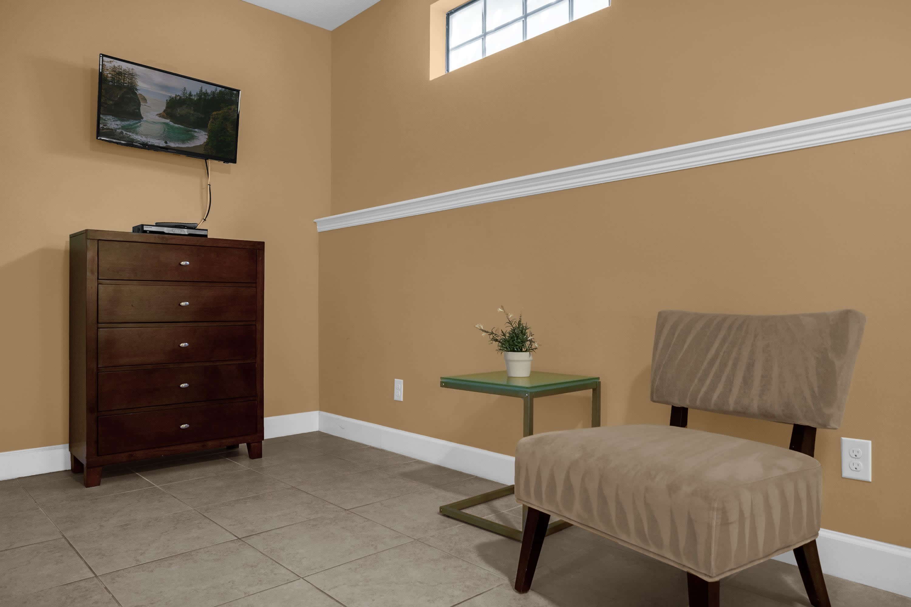 Spacious Townhome w Resort Access Near Disney | Photo 18