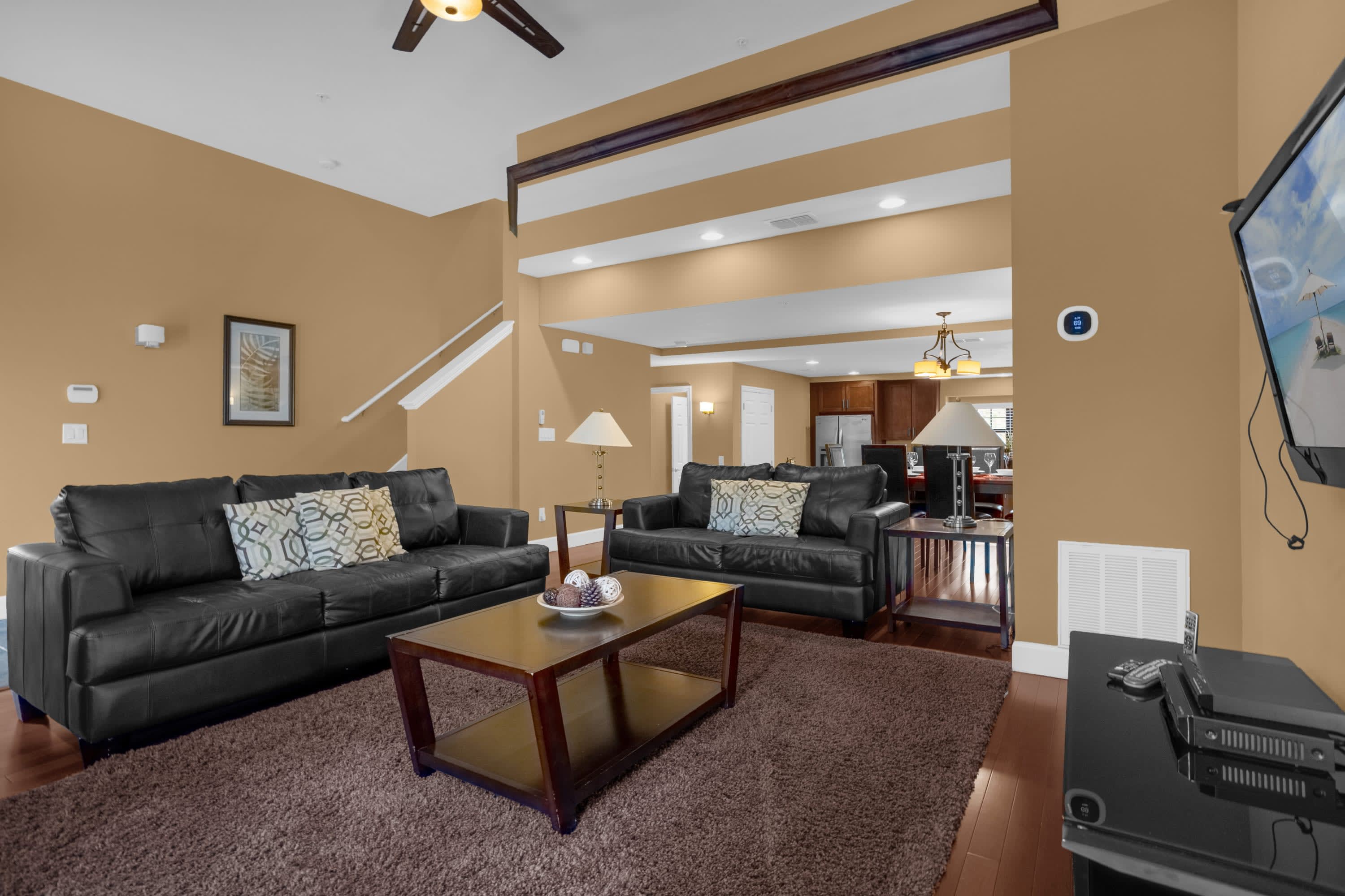 Spacious Townhome w Resort Access Near Disney | Photo 5