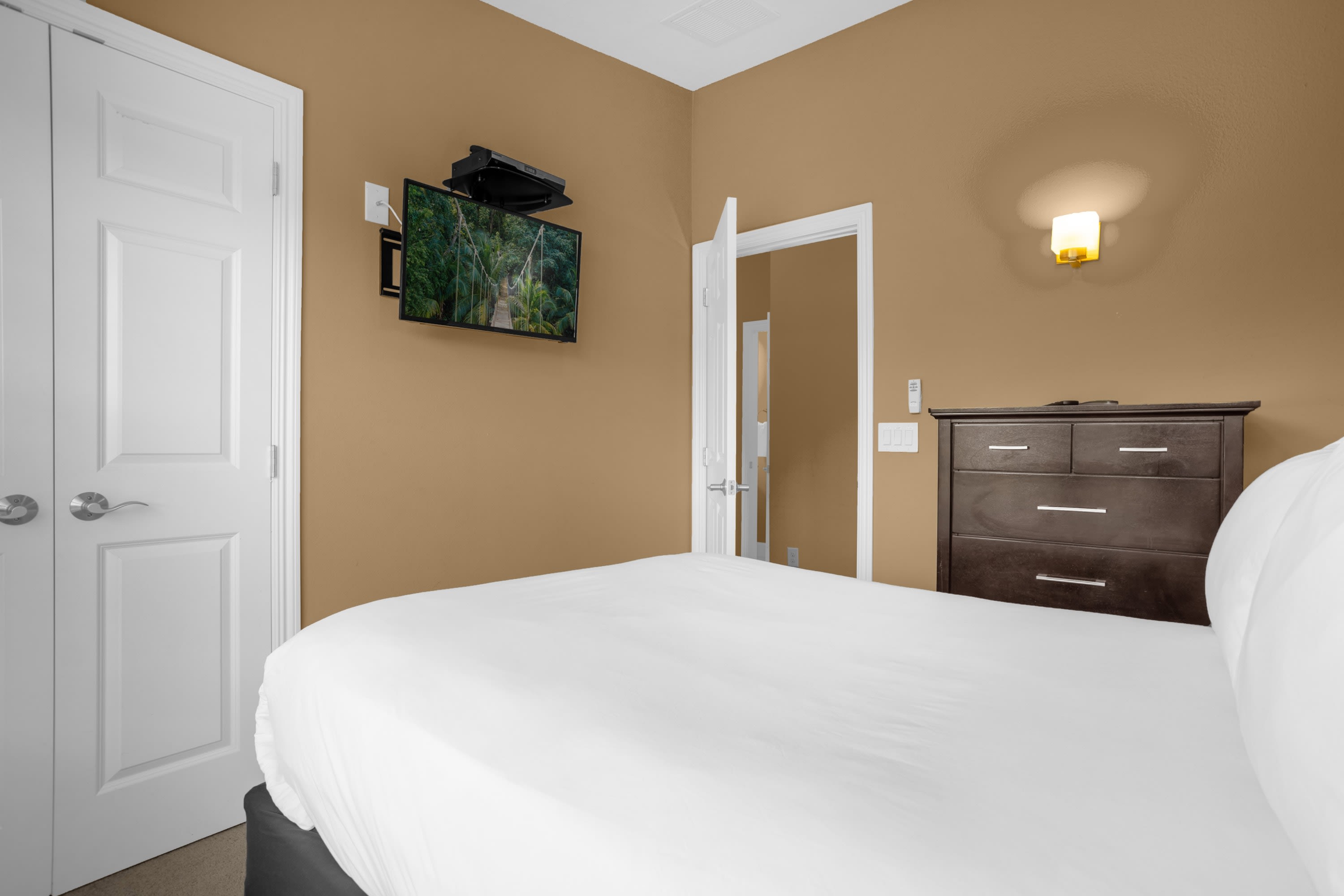 Spacious Townhome w Resort Access Near Disney | Photo 14