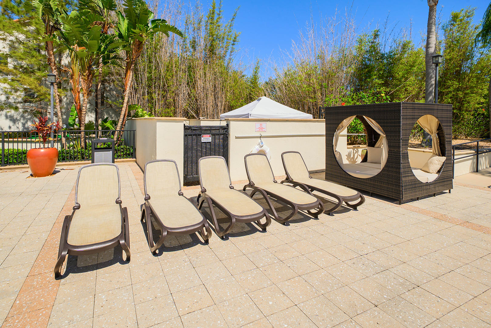 Spacious Townhome w Resort Access Near Disney | Photo 2