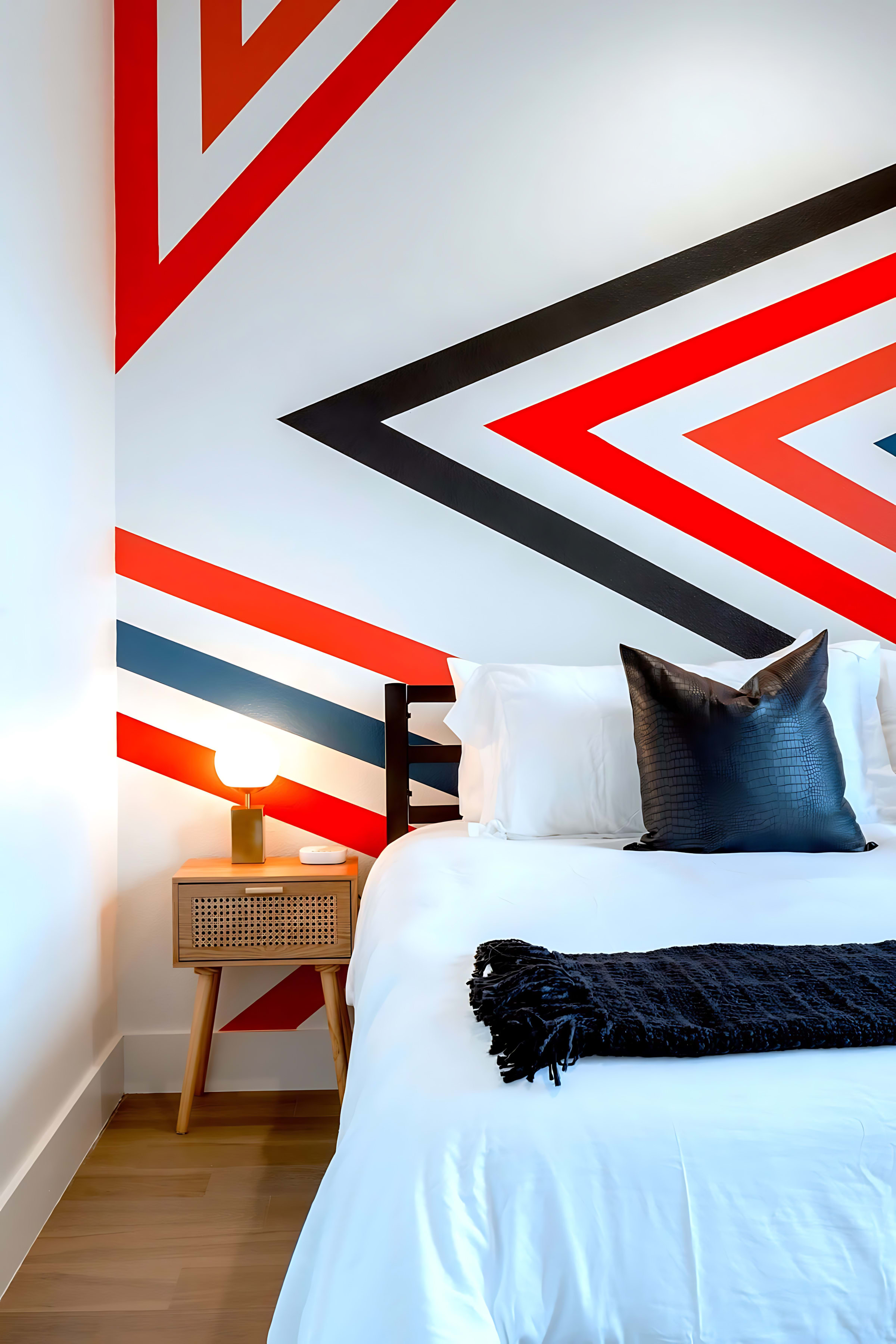 Stylish queen bed setup