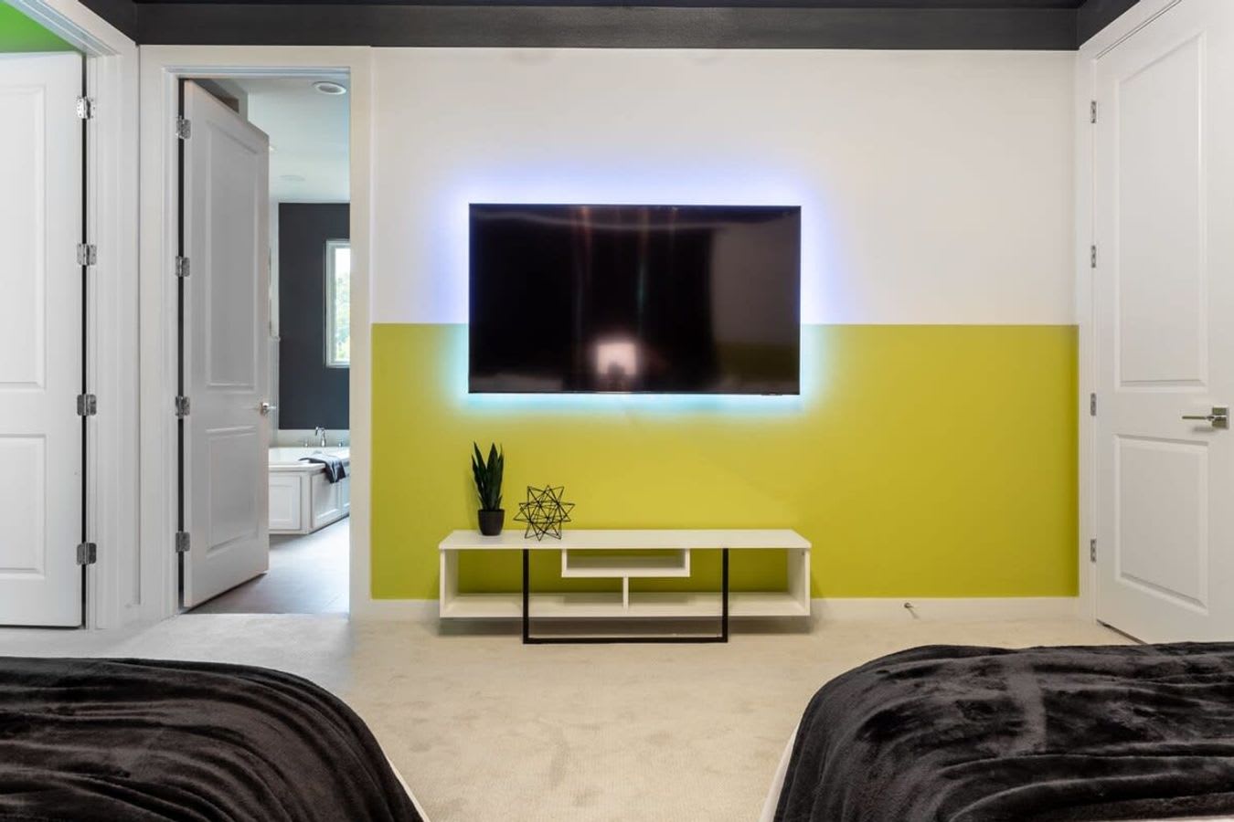 Smart-Tv In The Bedroom