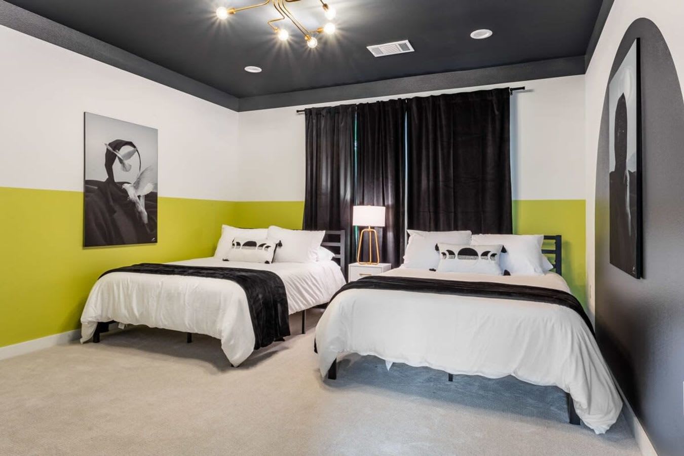 Double Queen Bedroom With Modern Decor