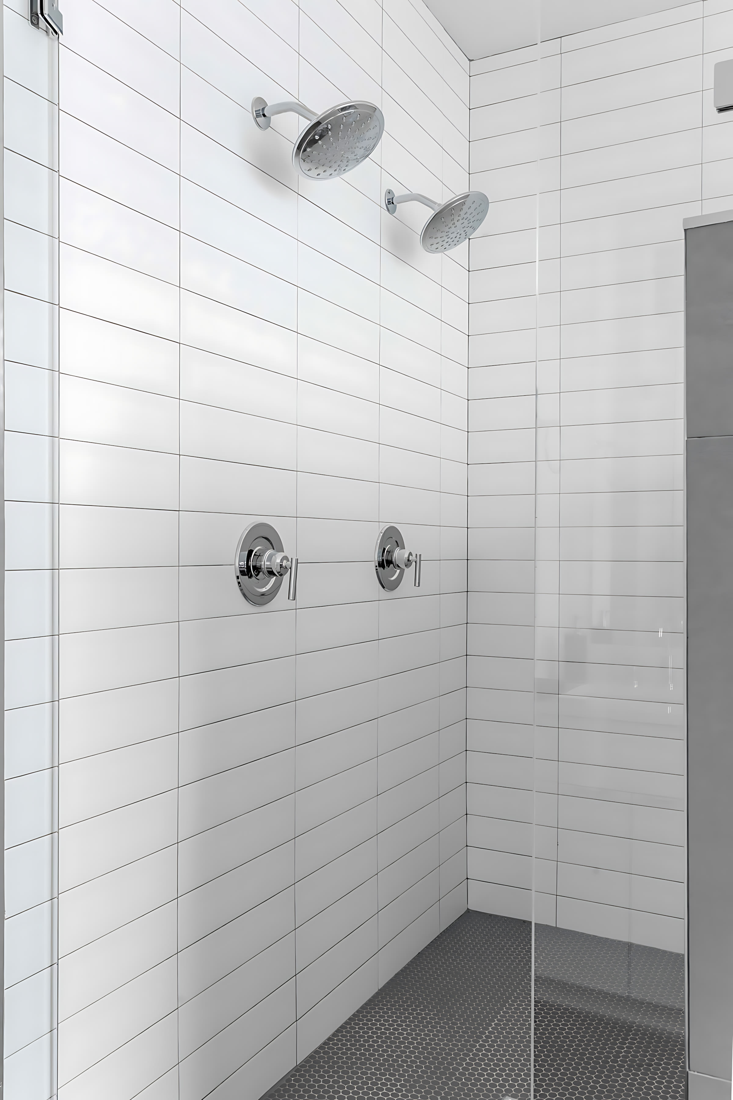 Spacious Shower With Dual Rainfall Heads