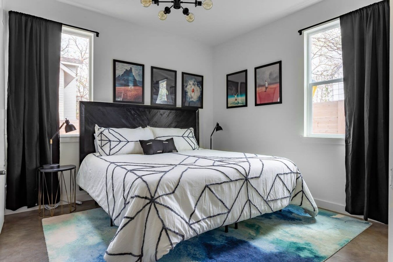 Modern Space Featuring King Size Bed