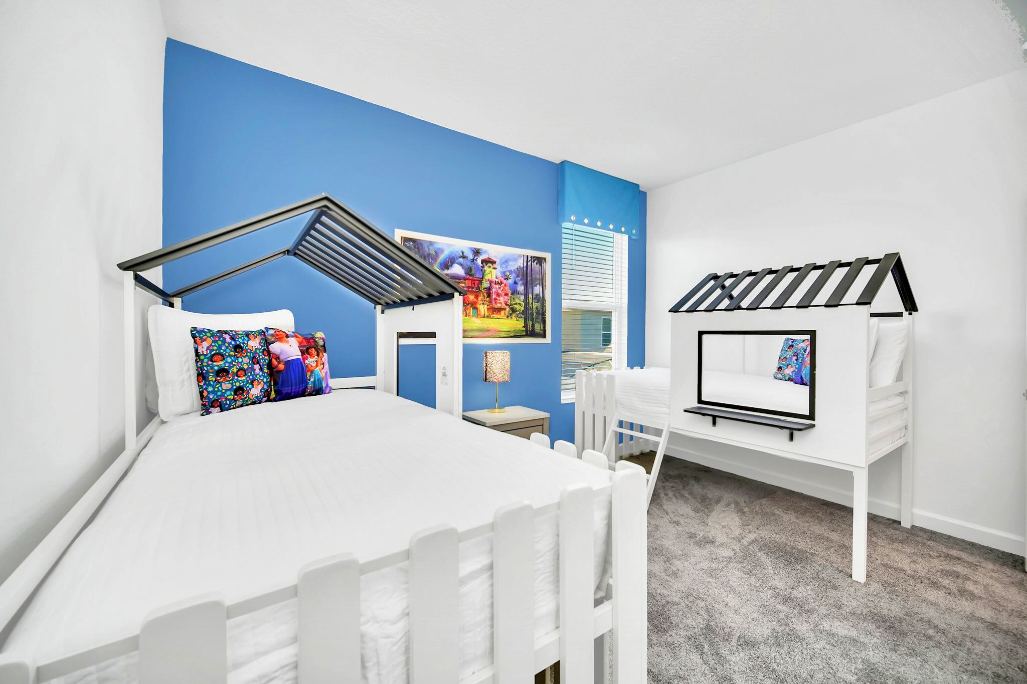 Kids Will Love This Whimsical Bedroom With Fun House-Style Bunks
