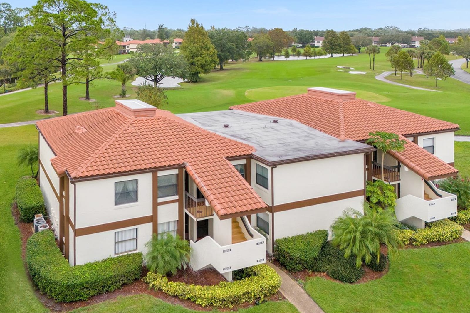 Lovely 2-bedroom condo at the Ventura Resort