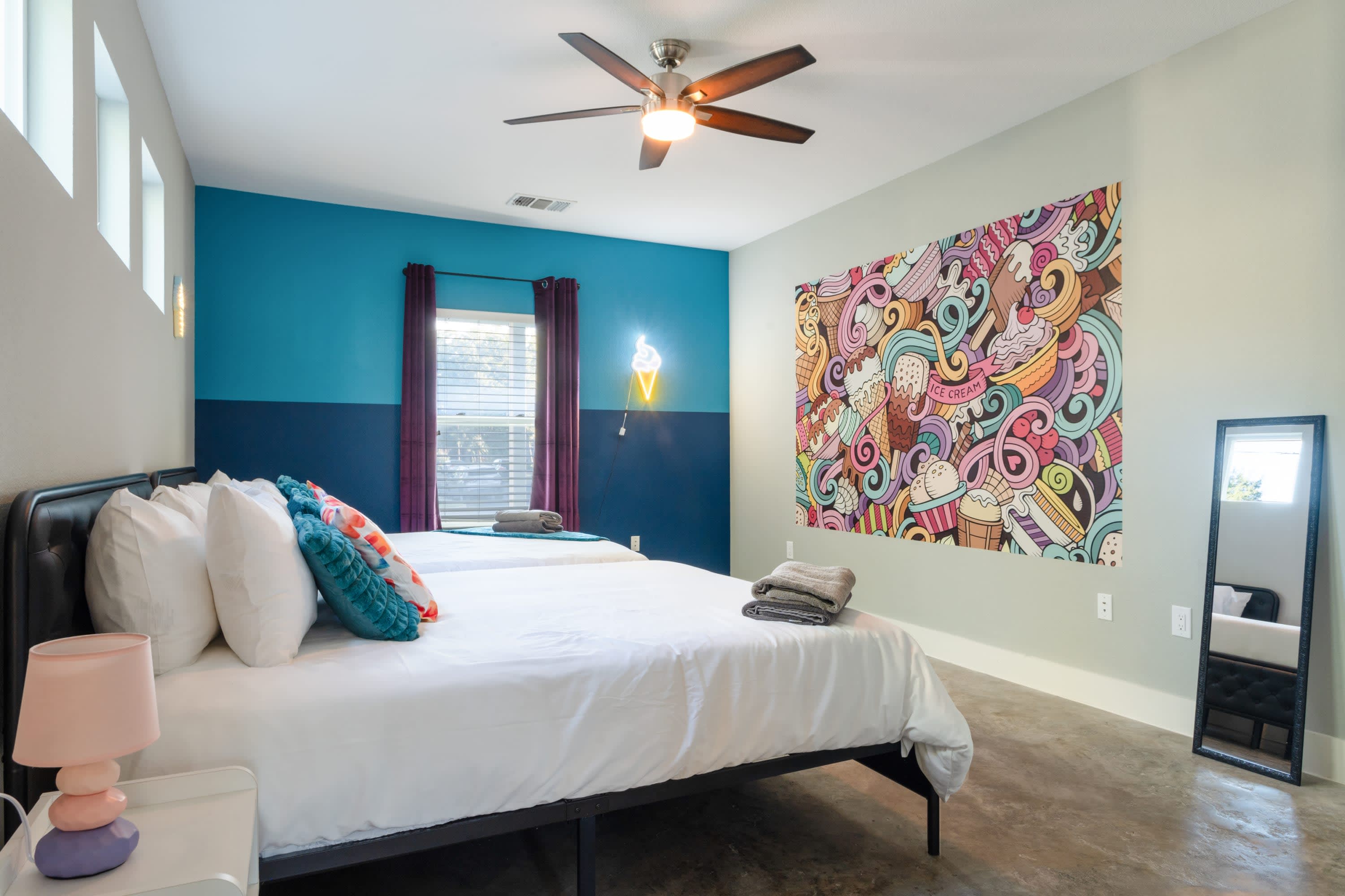 Colourful Modern 2 Queen Bedroom with Ensuite