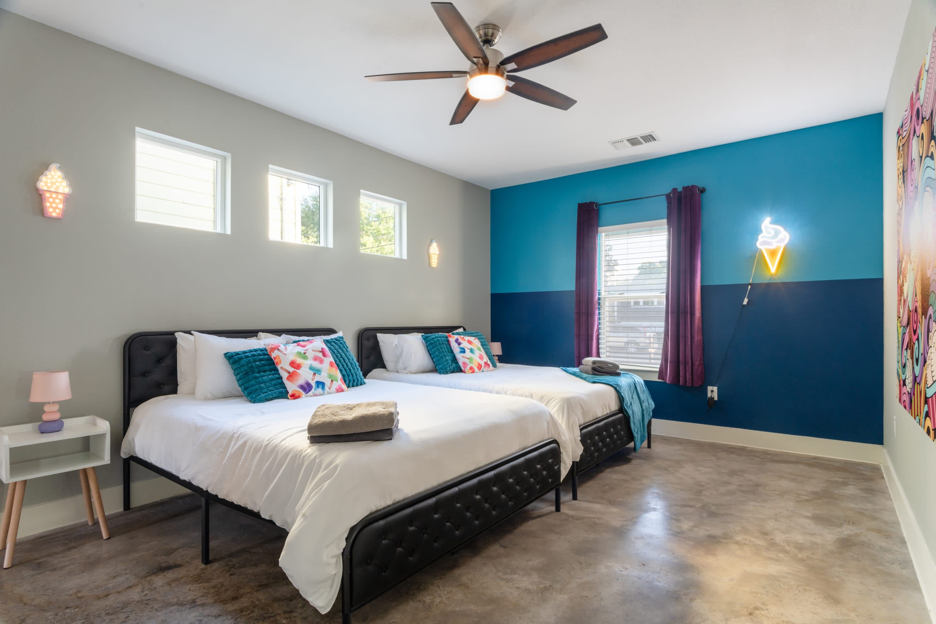 Colourful Modern 2 Queen Bedroom with Ensuite