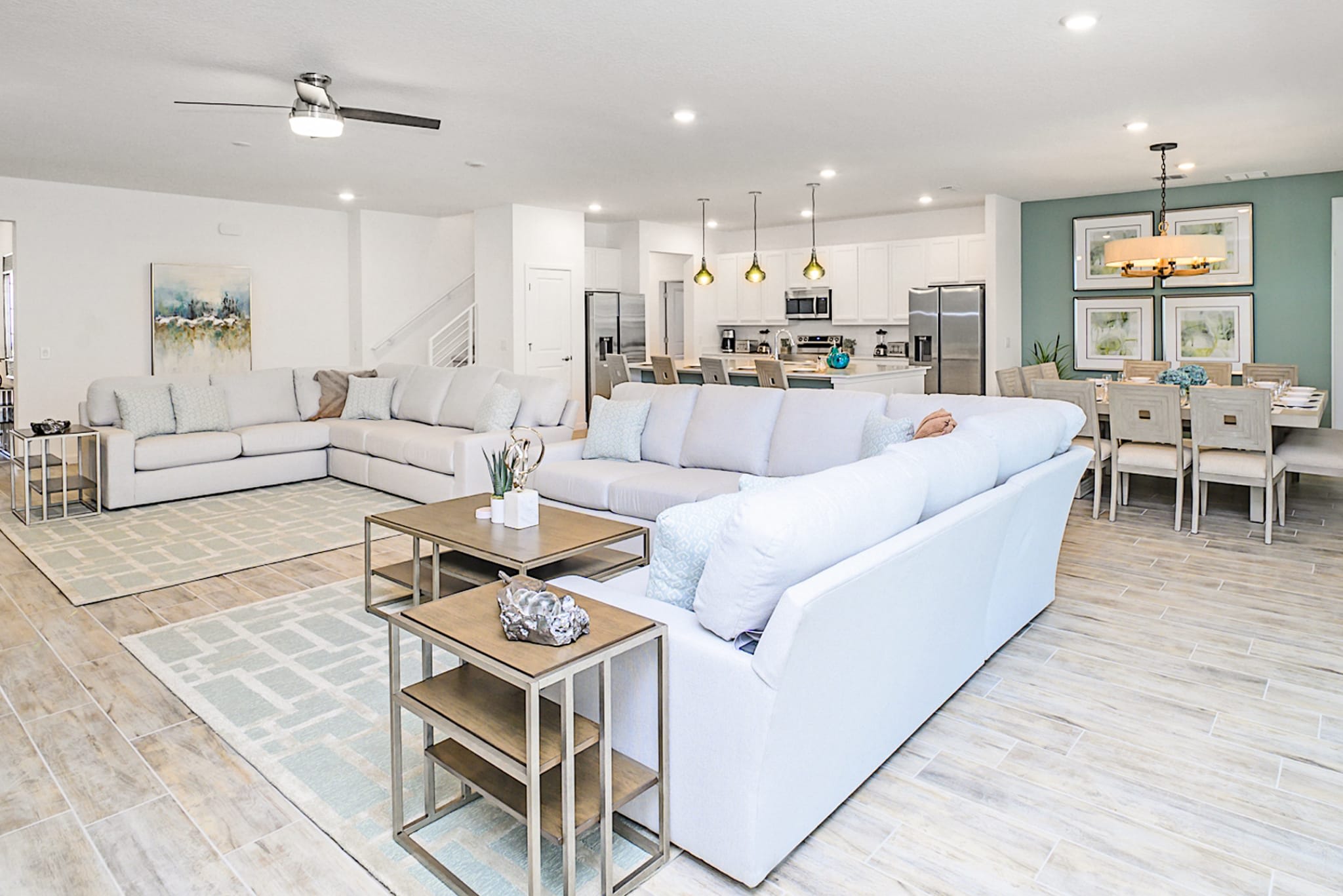 Upstay Magic Mansion w Pool Spa Cinema Games 3