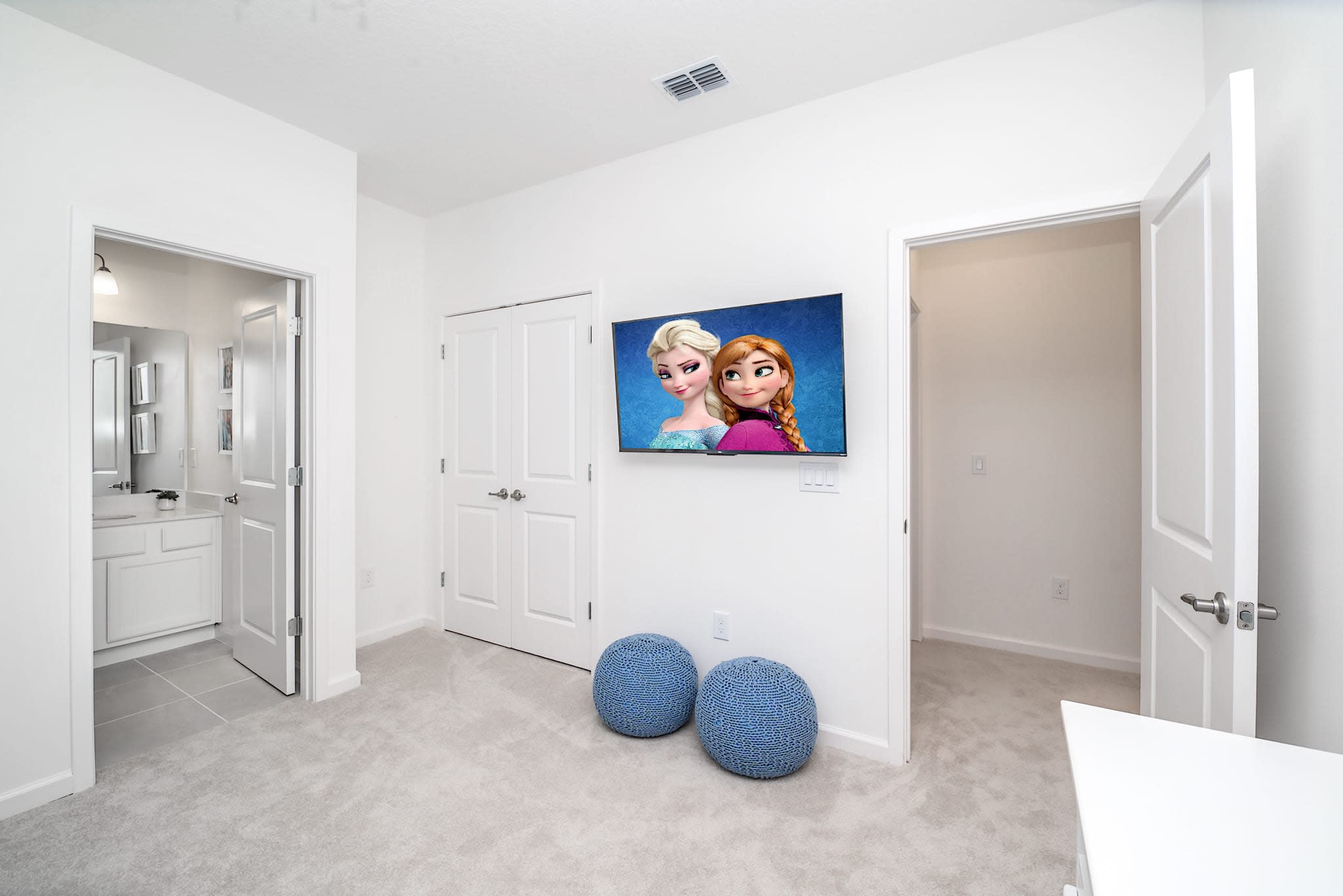 Frozen Themed Bedroom