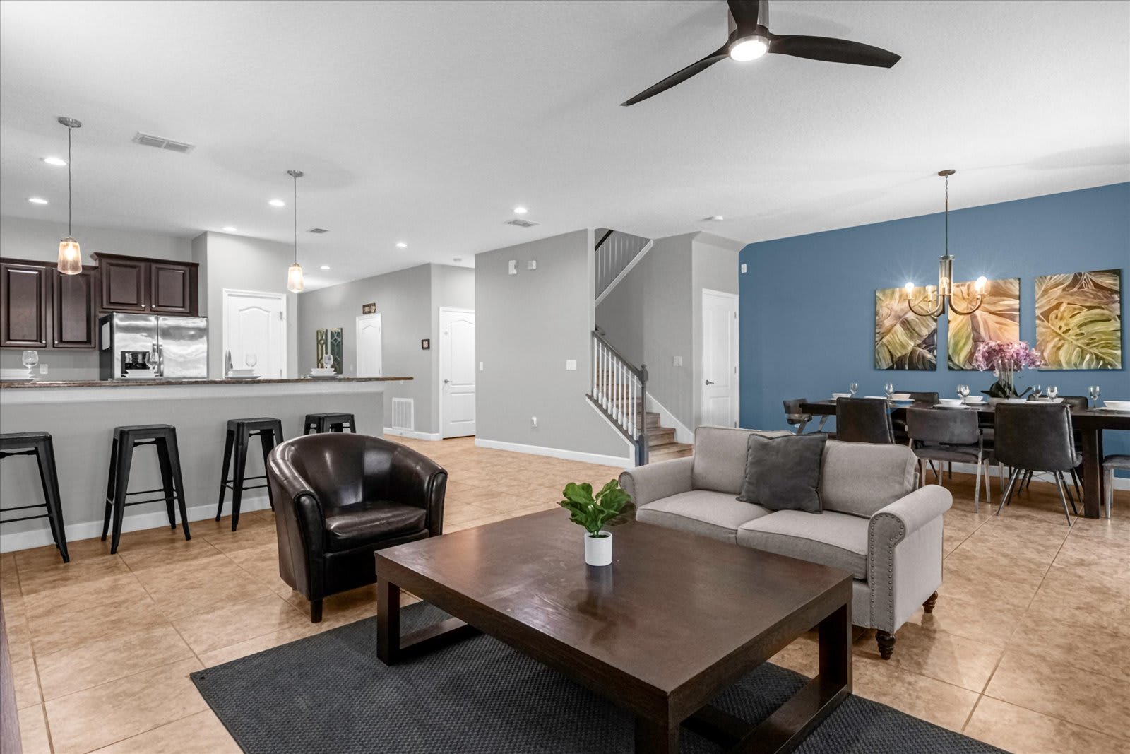 Group friendly, open concept design