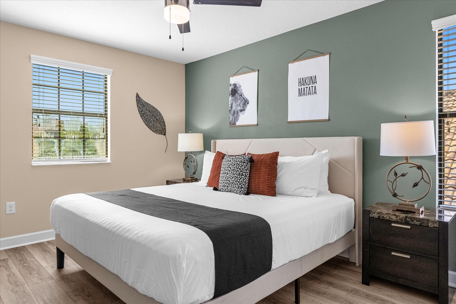 Elegant And Spacious Room Featuring A Plush King Bed And Stunning Views