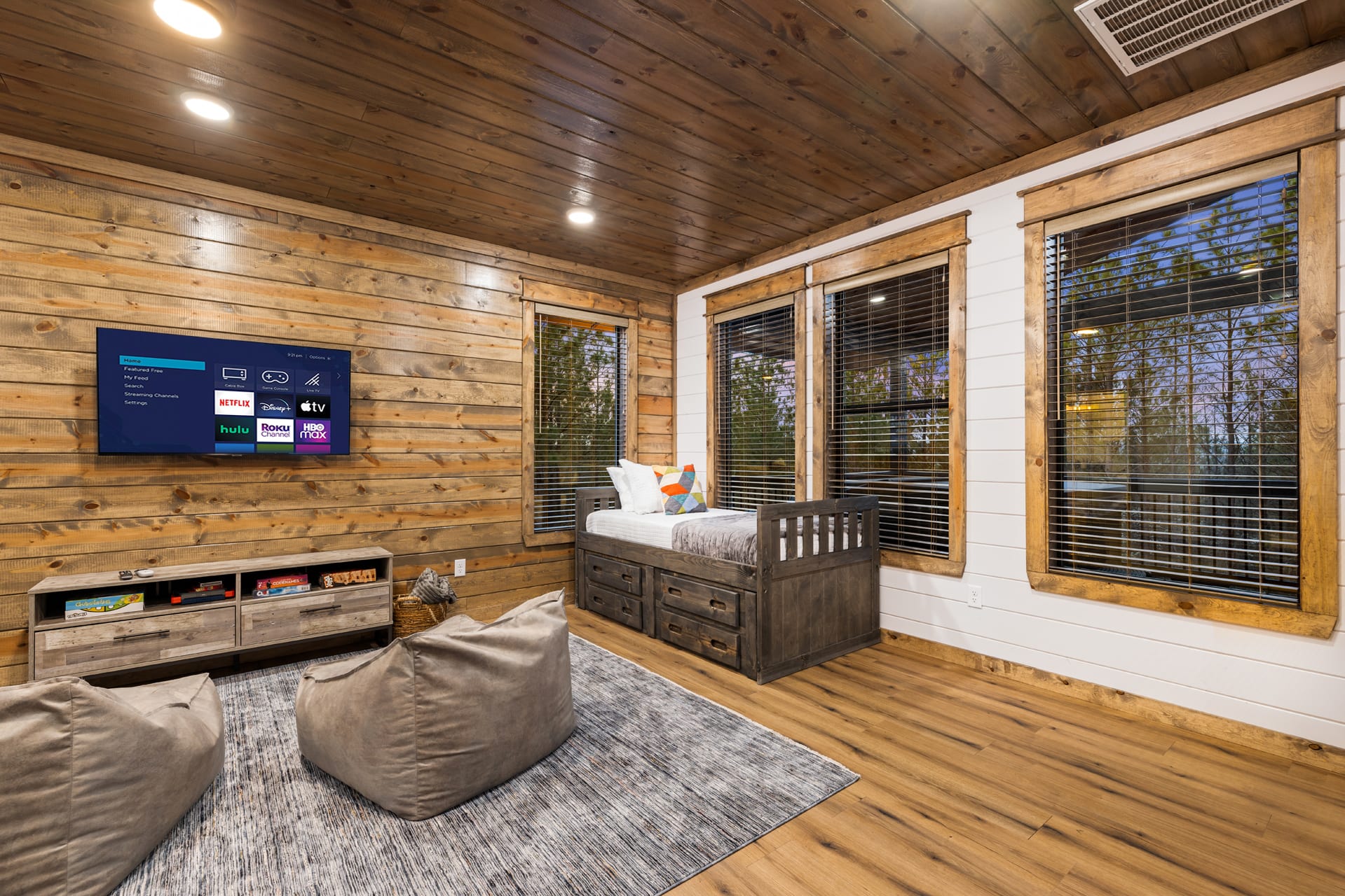 Hidden Cabin Among Pines with Hot Tub & Fire Pit
