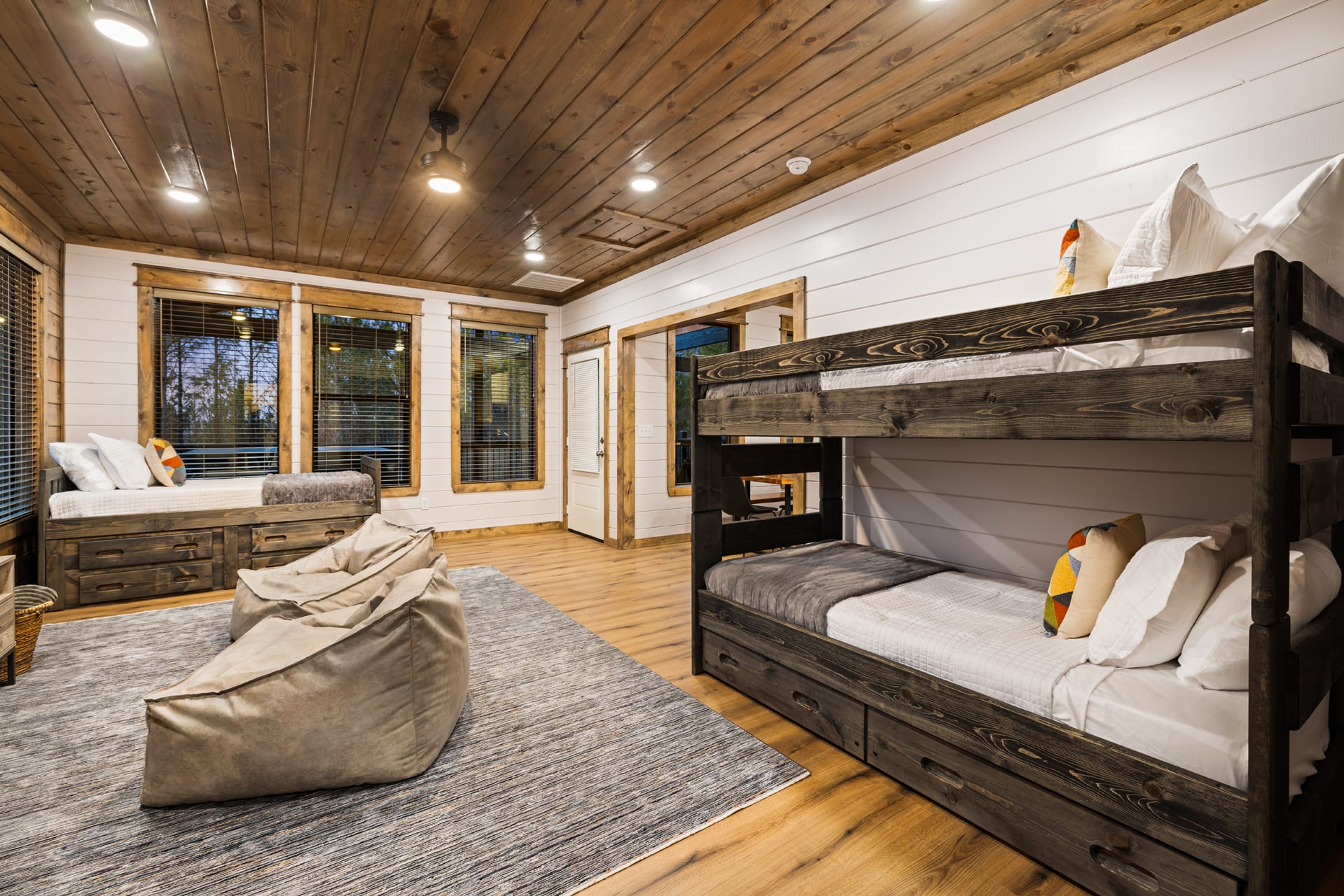 Hidden Cabin Among Pines with Hot Tub & Fire Pit