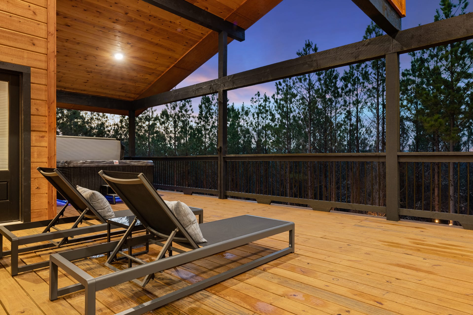 Hidden Cabin Among Pines with Hot Tub & Fire Pit
